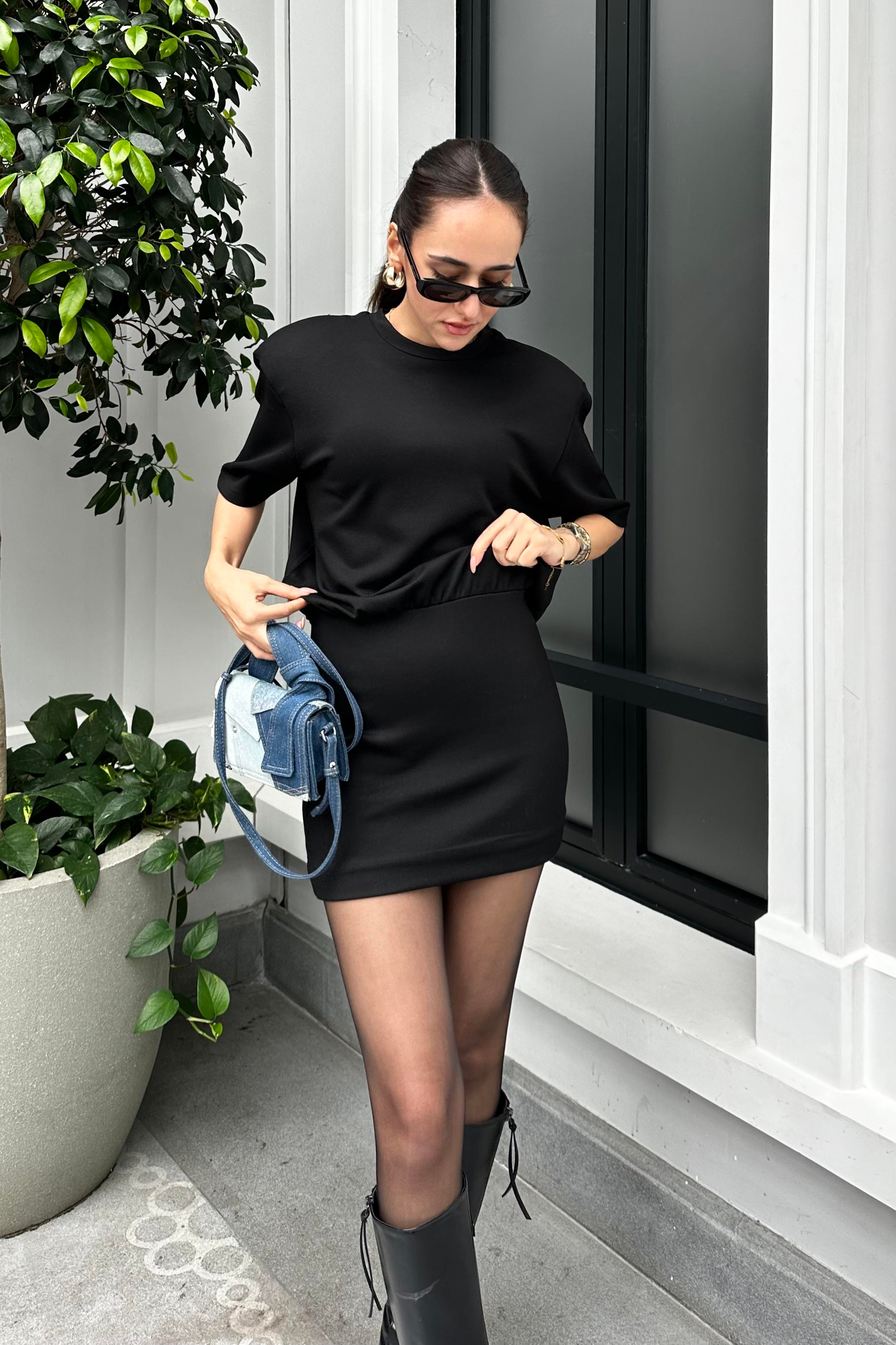 Siyah Vatkalı Basic Elbise - Kadın Elbise Modelleri - Nazliye Moda - Kadın Giyim Modası