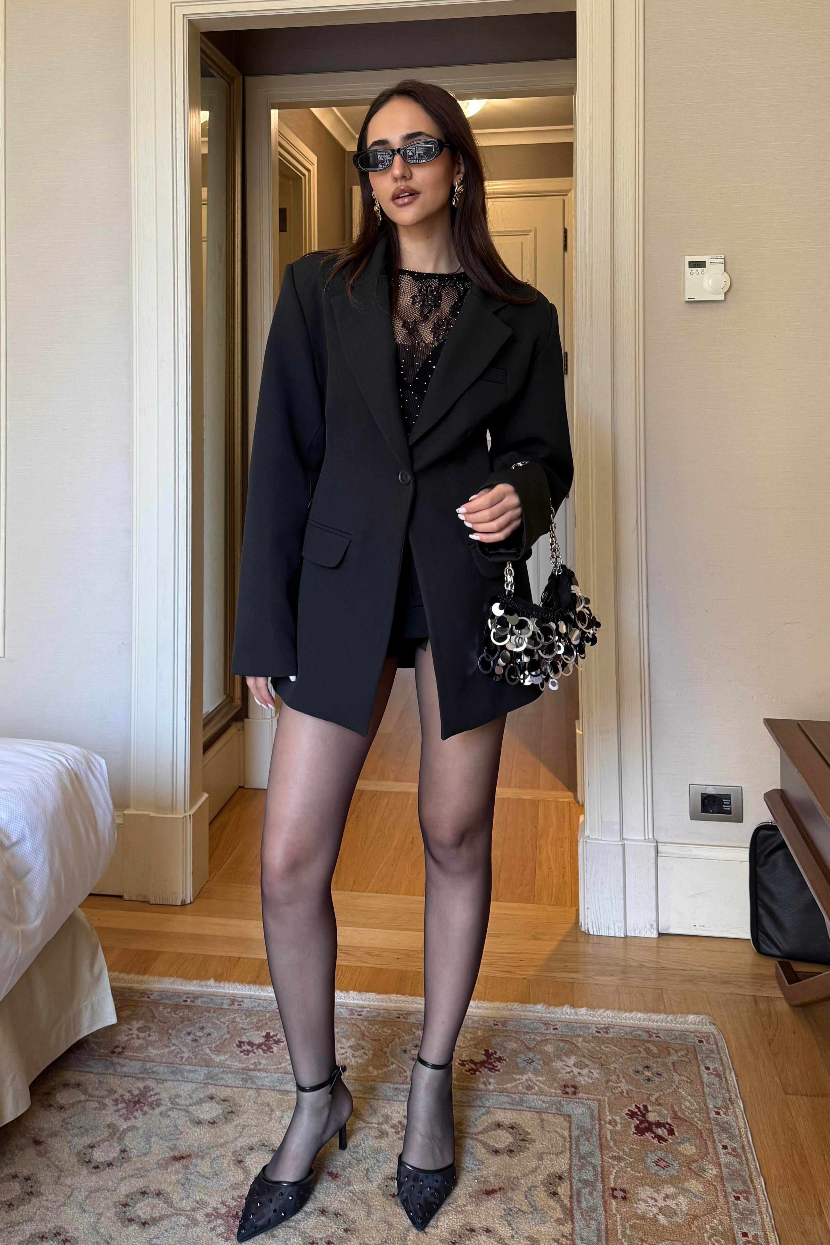 Siyah Vatkalı Belden Oturma Blazer Ceket - Kadın Blazer Jackets Modelleri - Nazliye Moda | Kadın Giyim Modası