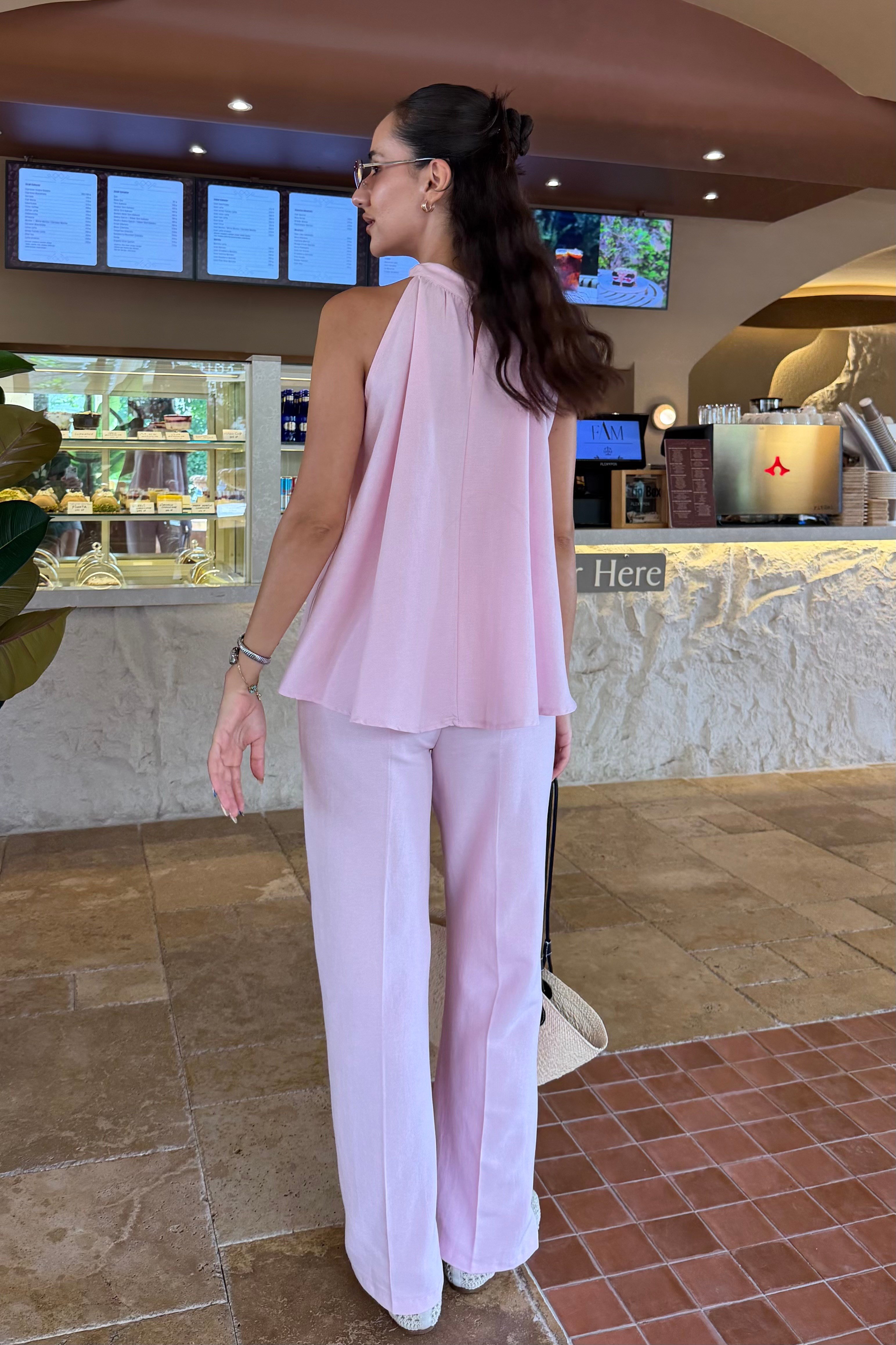 Toz Pembe Halter Bluz Keten Takım - Kadın Takım Modelleri - Nazliye Moda | Kadın Giyim Modası