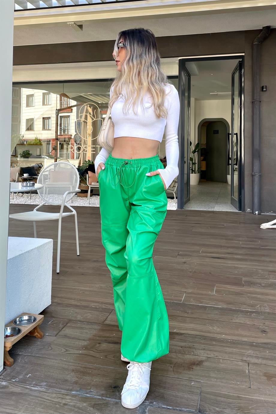Yeşil Deri Jogger Pantolon - Kadın Pantolon Modelleri - Nazliye Moda | Kadın Giyim Modası