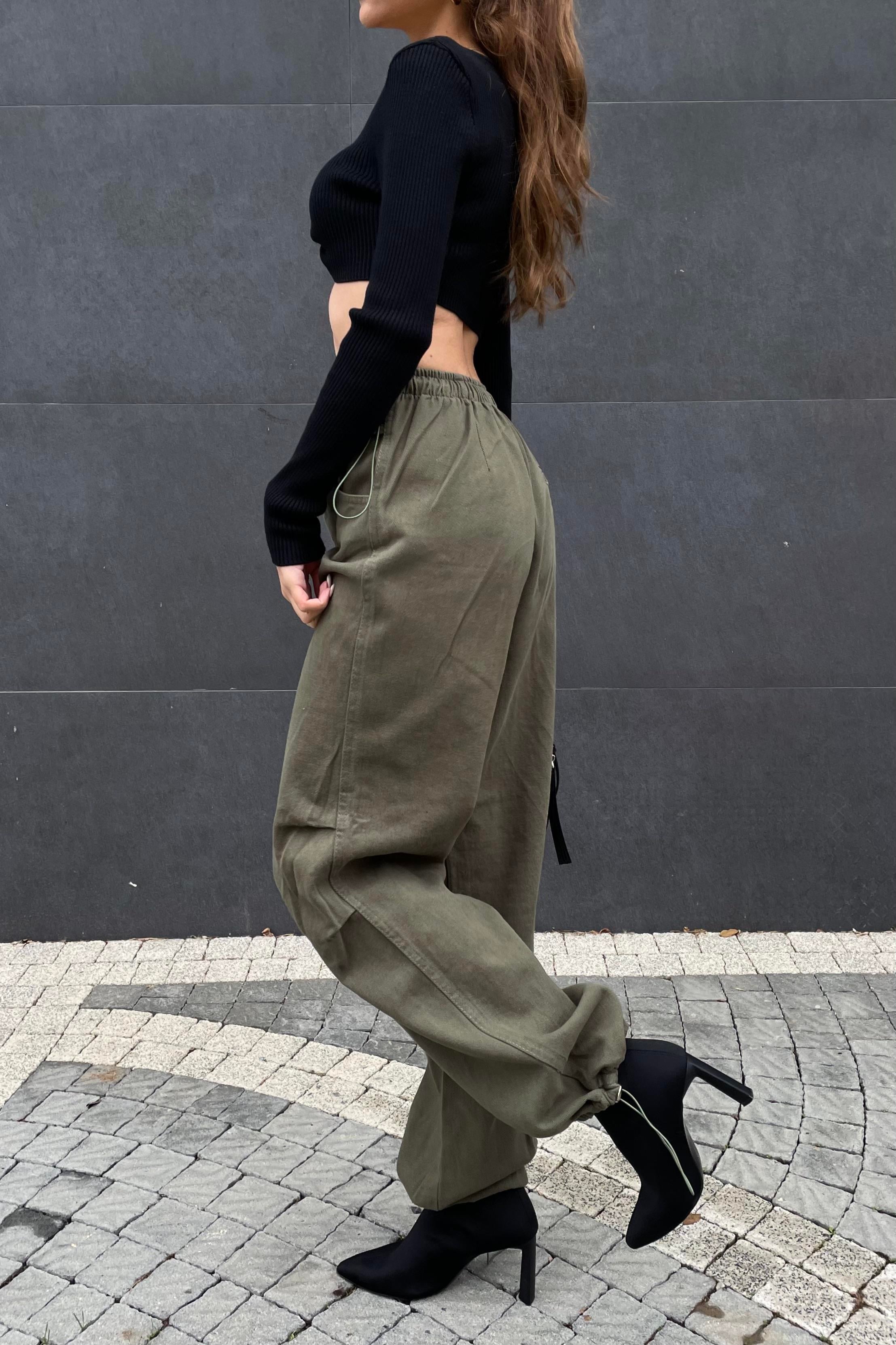 Yeşil Gabardin Jogger Pantolon - Kadın Pantolon Modelleri - Nazliye Moda | Kadın Giyim Modası