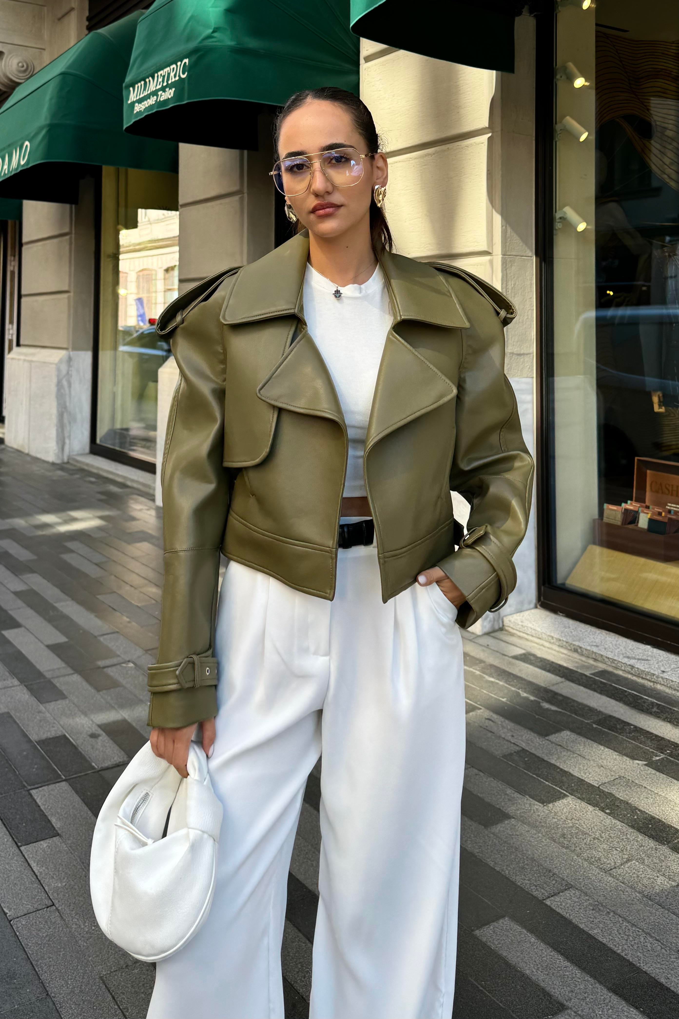 Yeşil Premium Kısa Deri Trençkot - Kadın Trench Coats Modelleri - Nazliye Moda | Kadın Giyim Modası