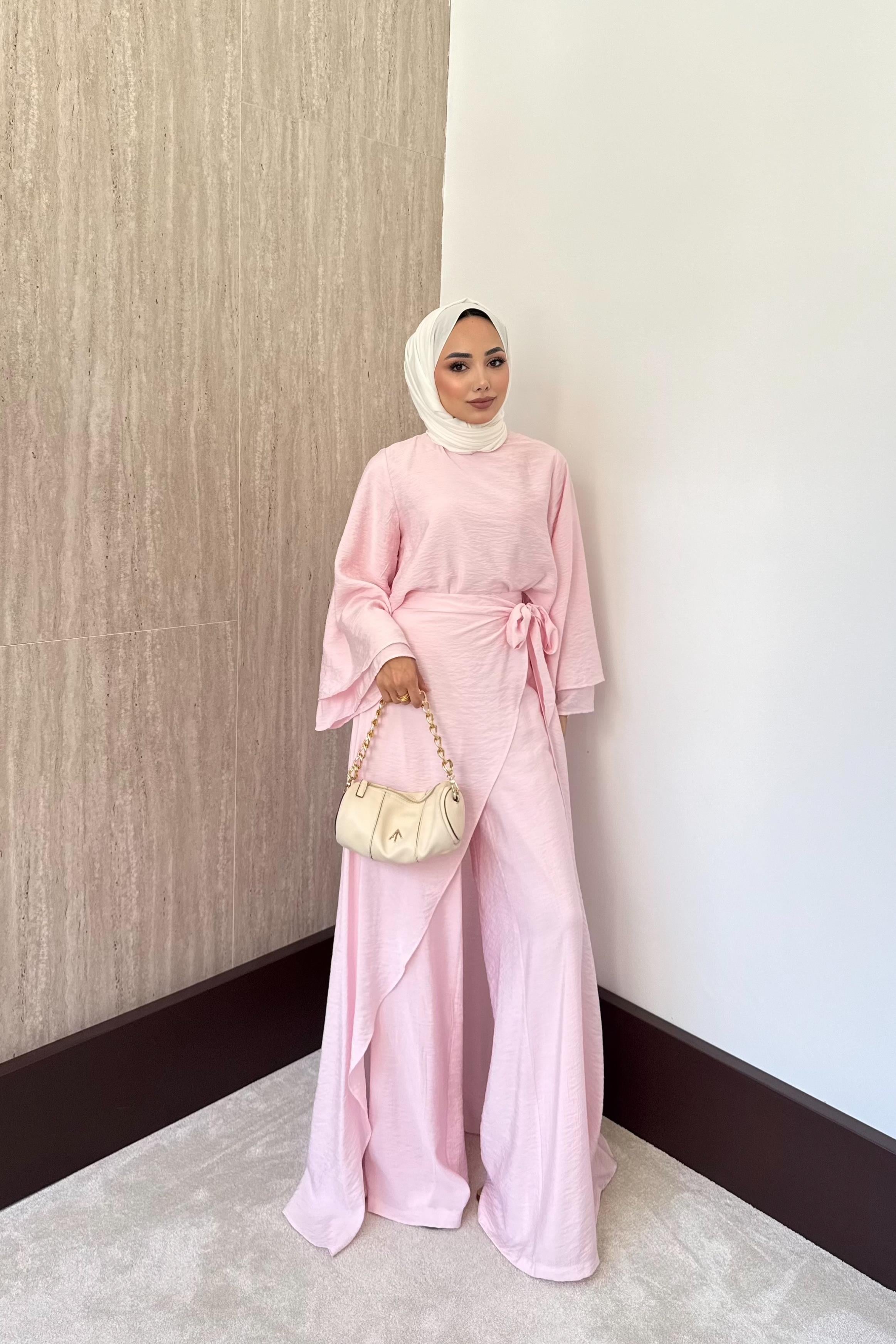 Arya Pelerinli Pantolonlu Takım - Pembe