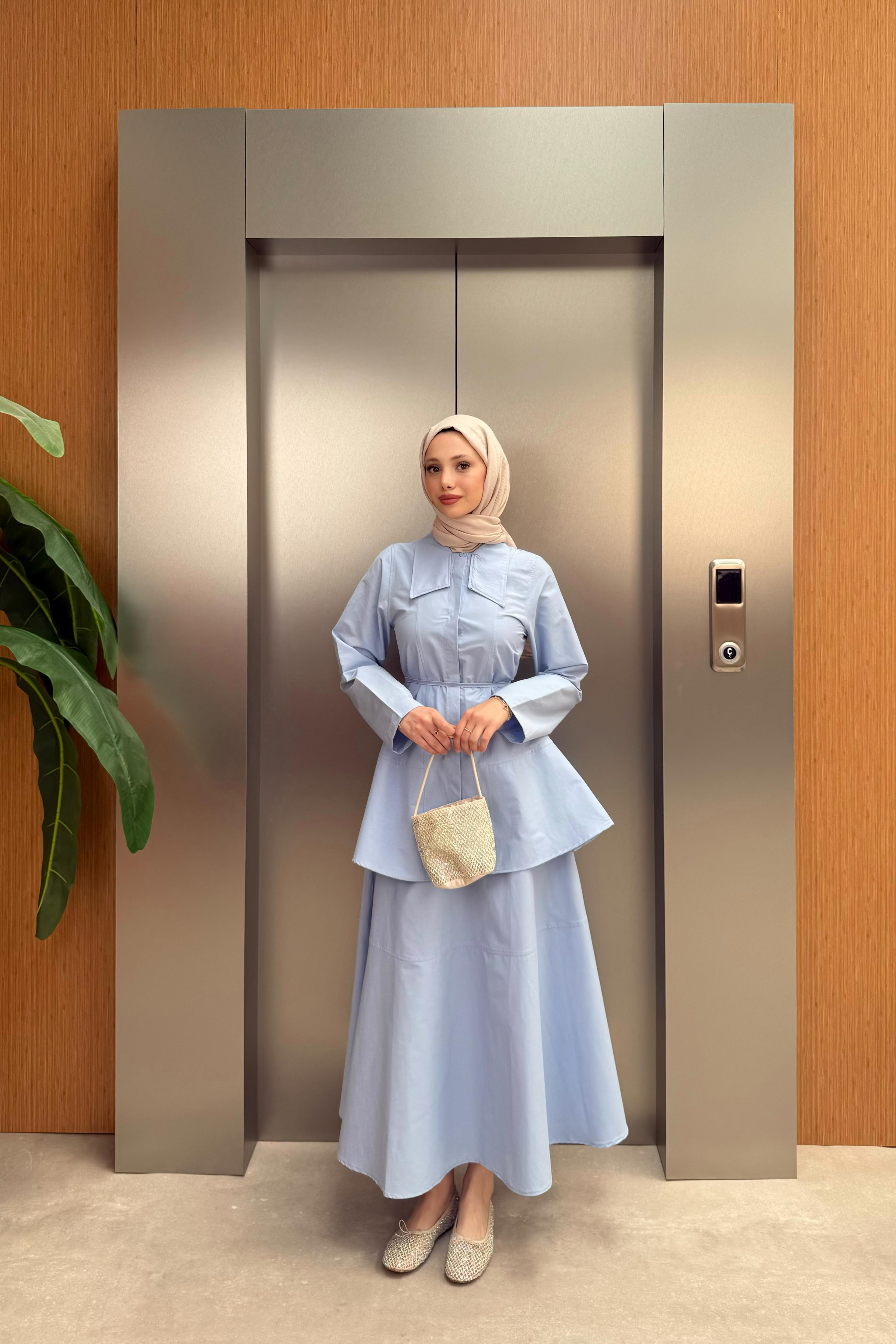 Belden Oturtmalı Etekli Takım - Mavi