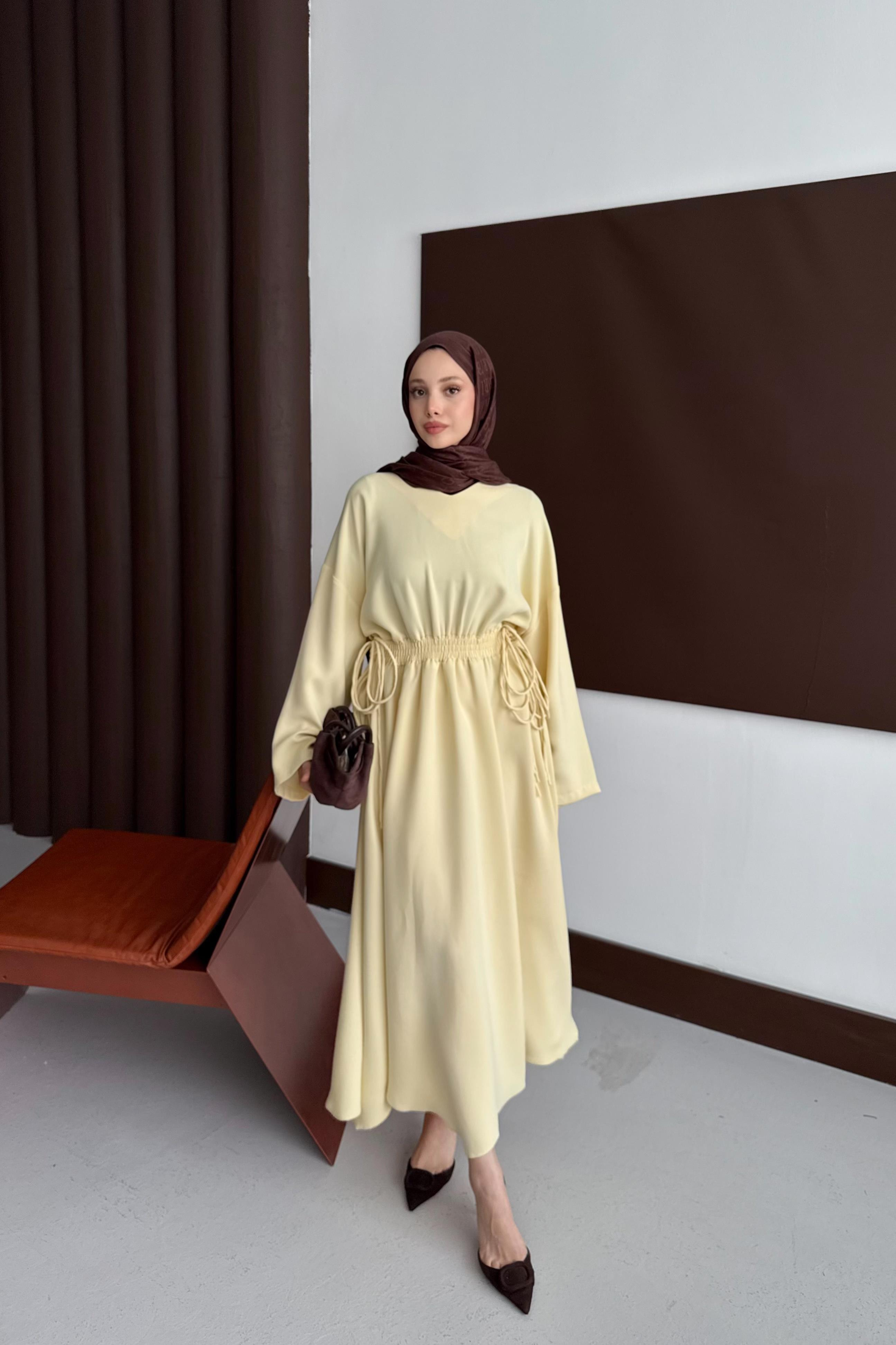 Beli Lastikli Elbise - Sarı