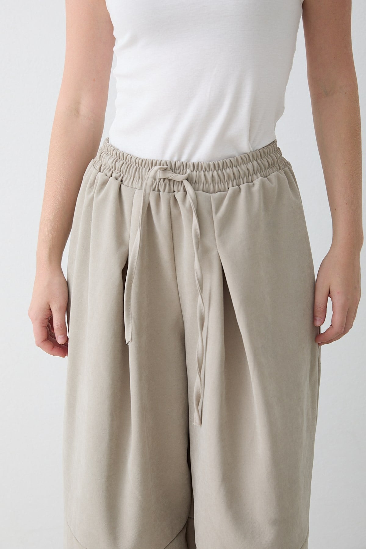 Beli Lastikli Süet Pantolon - Bej