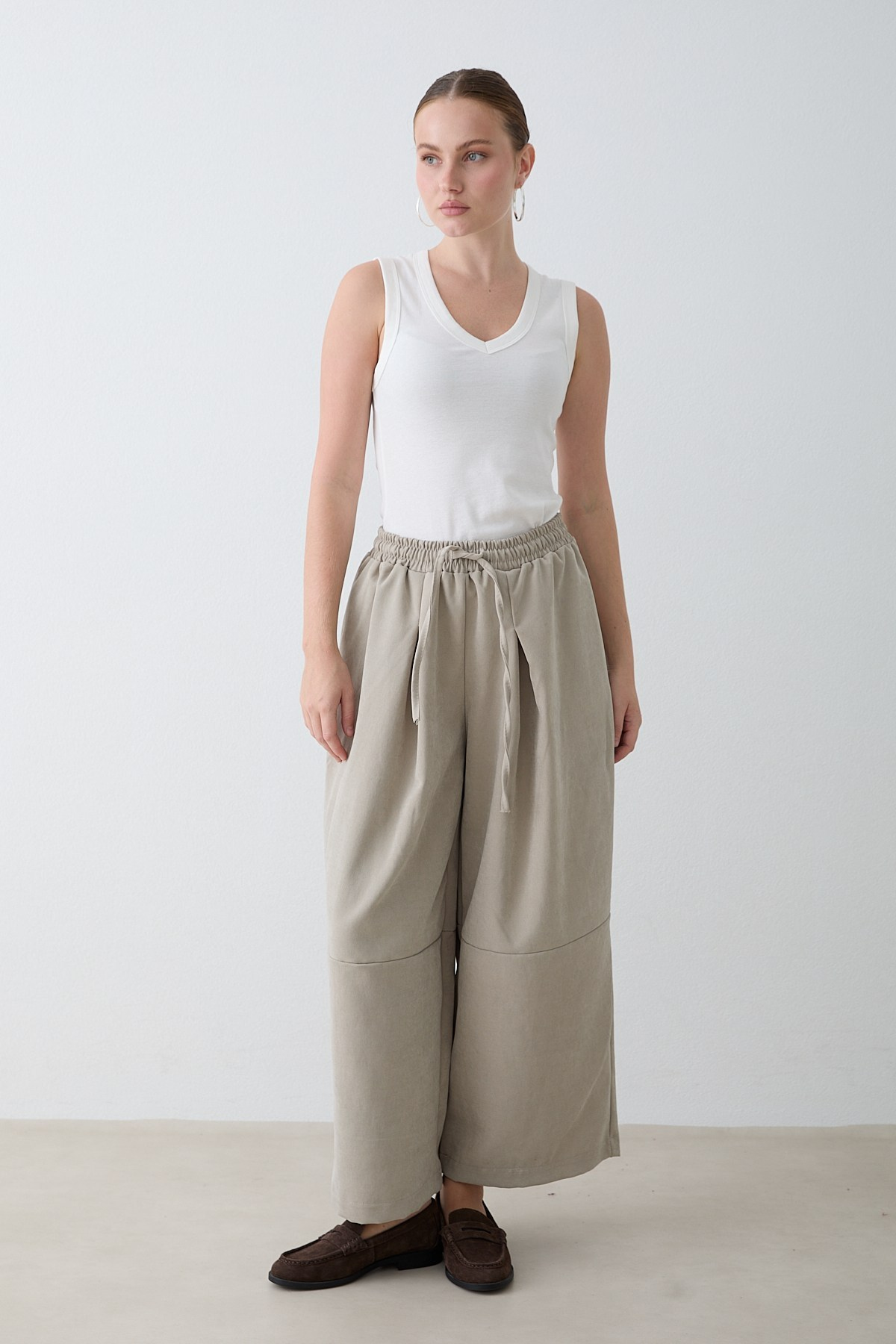 Beli Lastikli Süet Pantolon - Bej