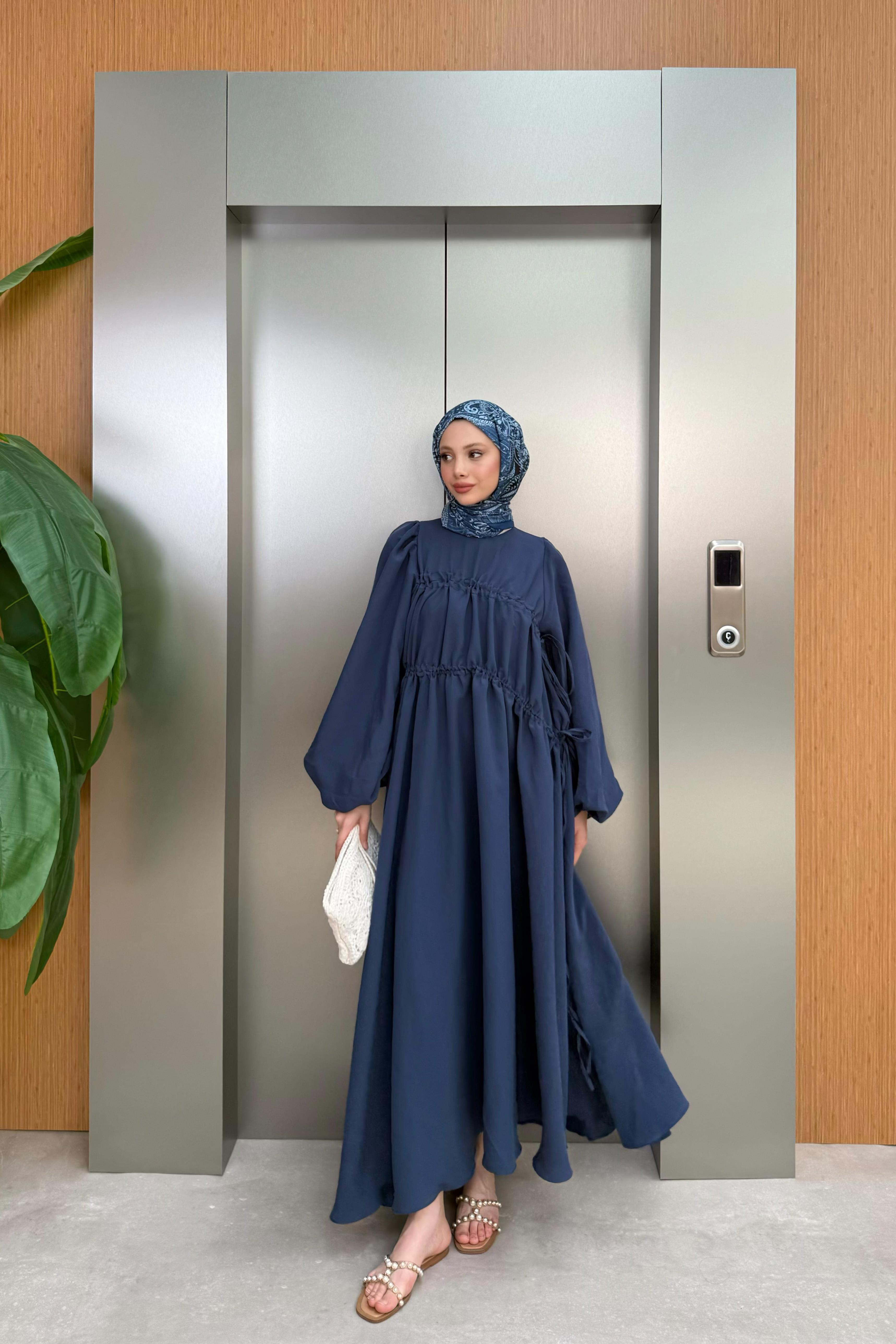 Büzgülü Balon Kol Elbise - Lacivert