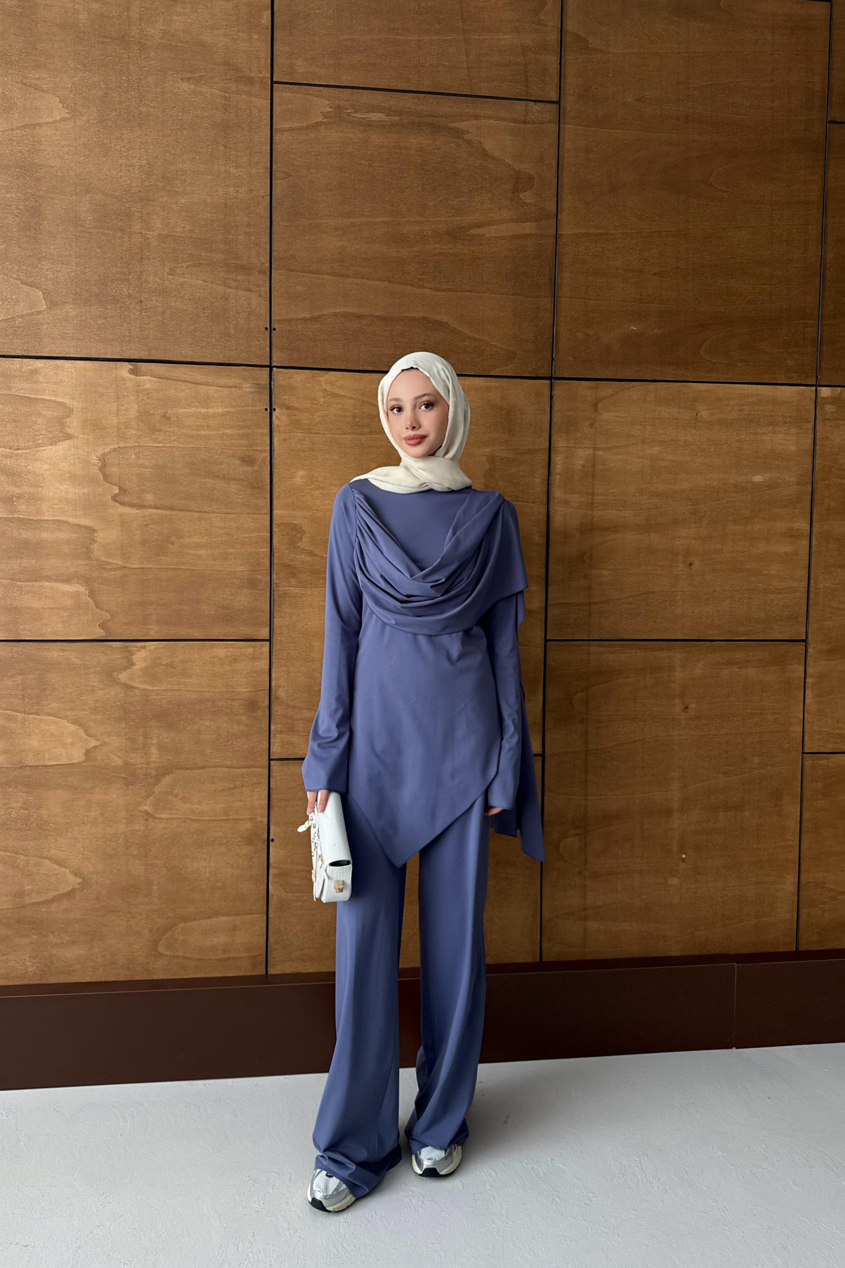 Degaje Yaka Pantolonlu Takım - İndigo