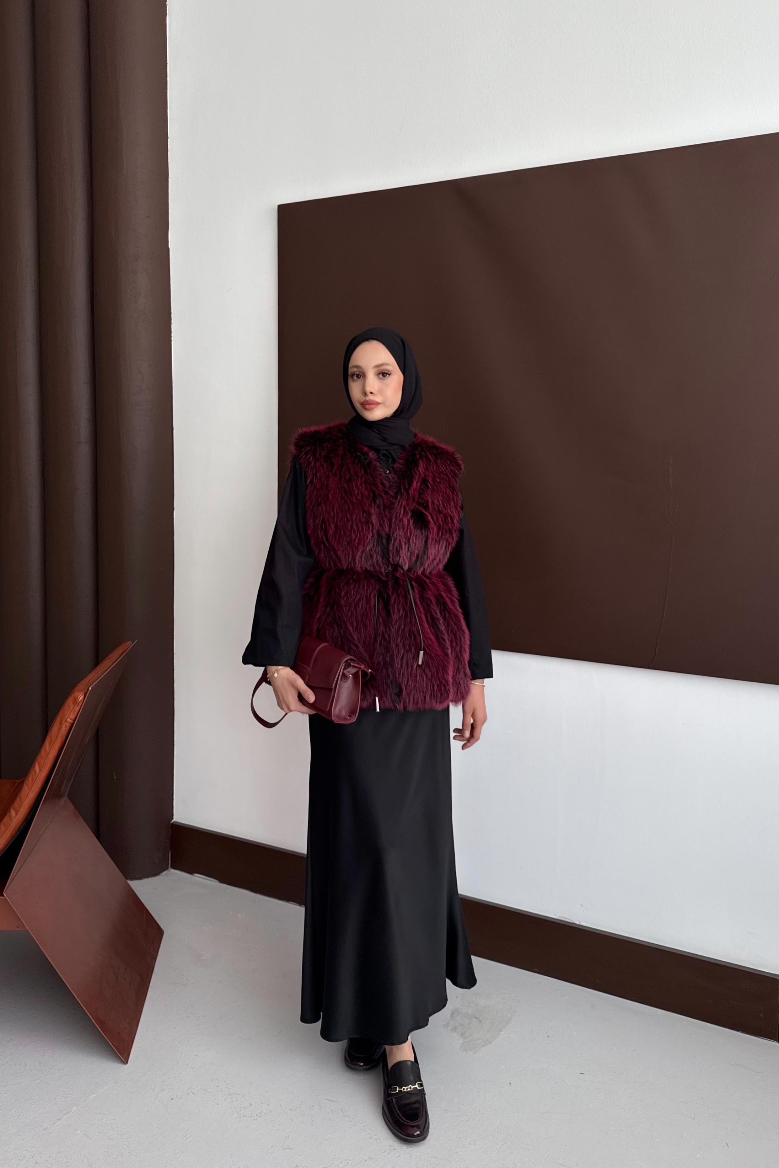 Deri Kemerli Kürk Yelek - Bordo