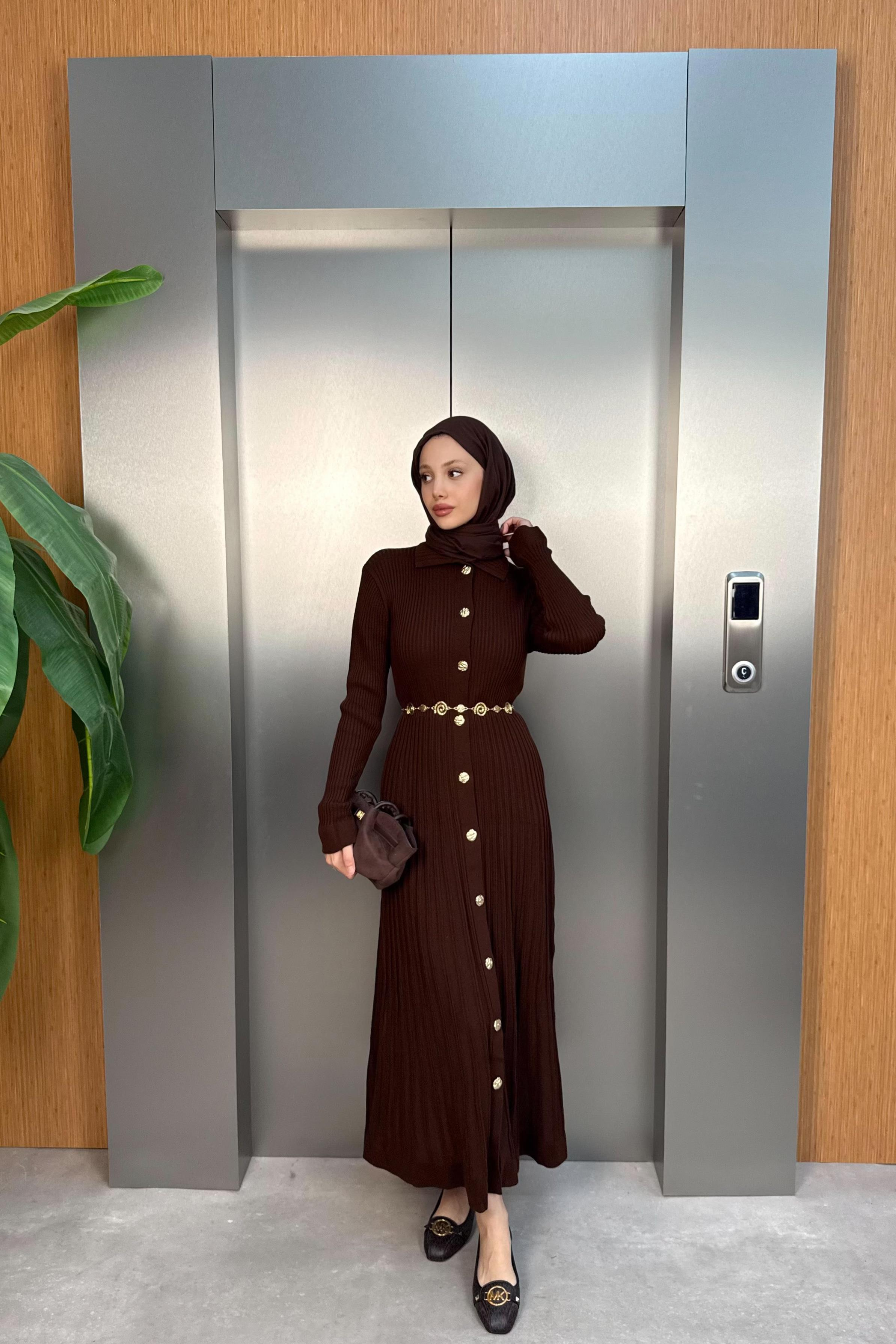 Gold Düğmeli Triko Elbise - Kahve