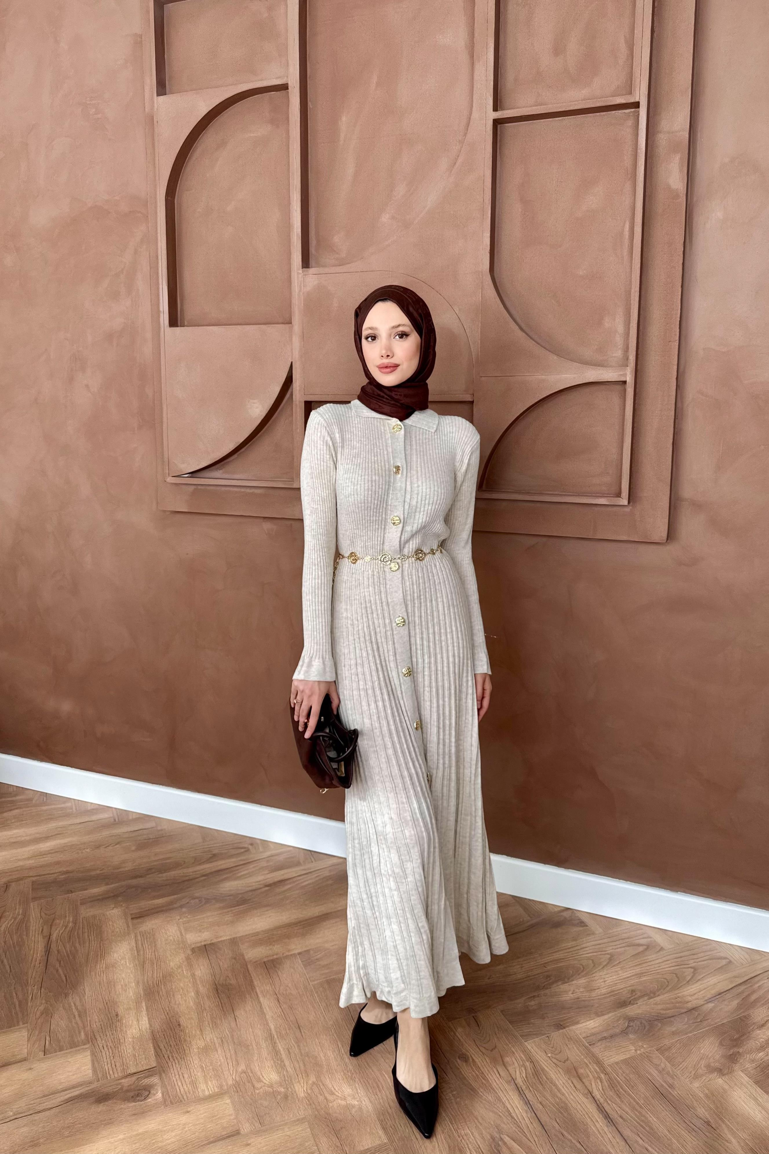 Gold Düğmeli Triko Elbise - Taş