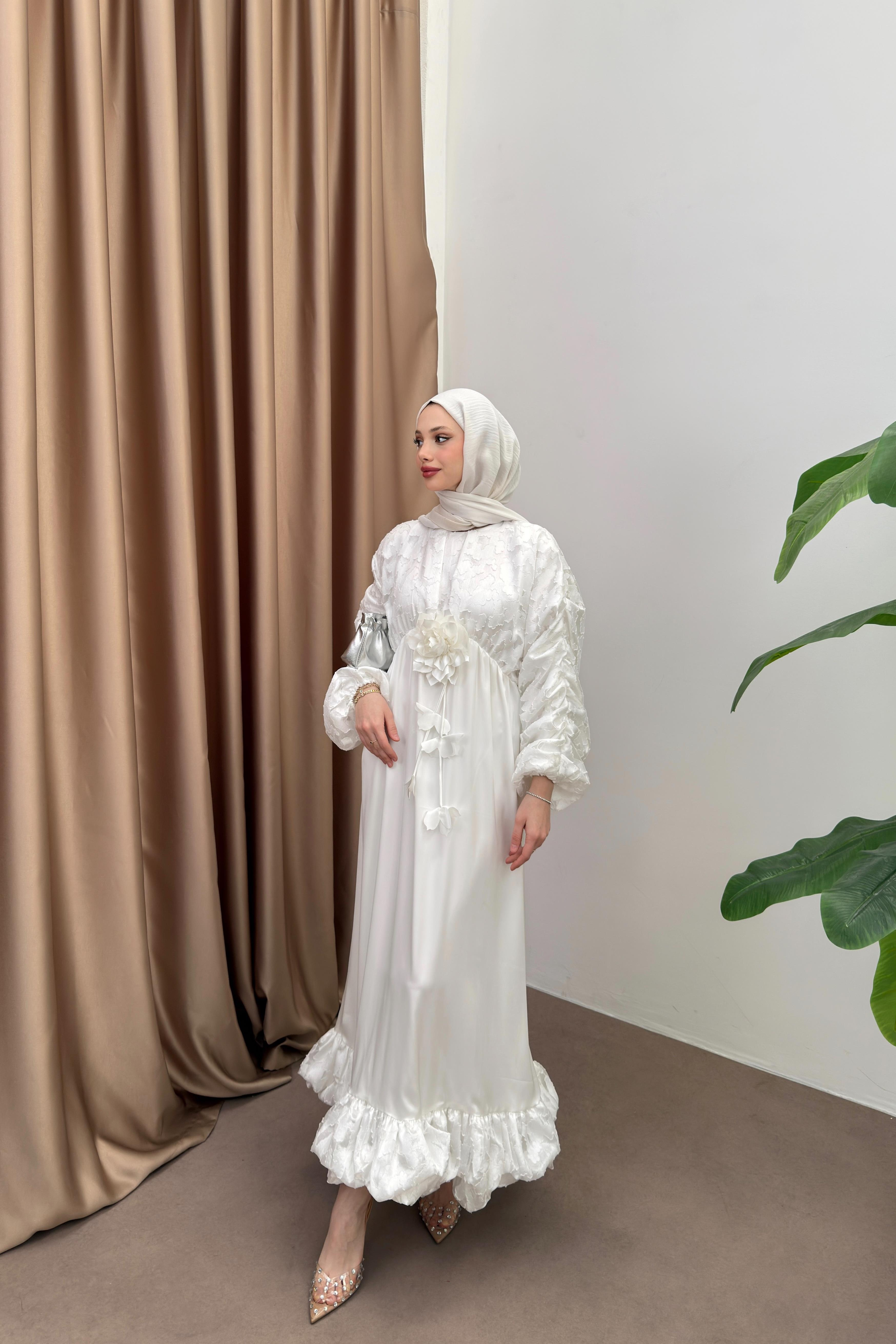 Jakarlı Saten Elbise - Ekru