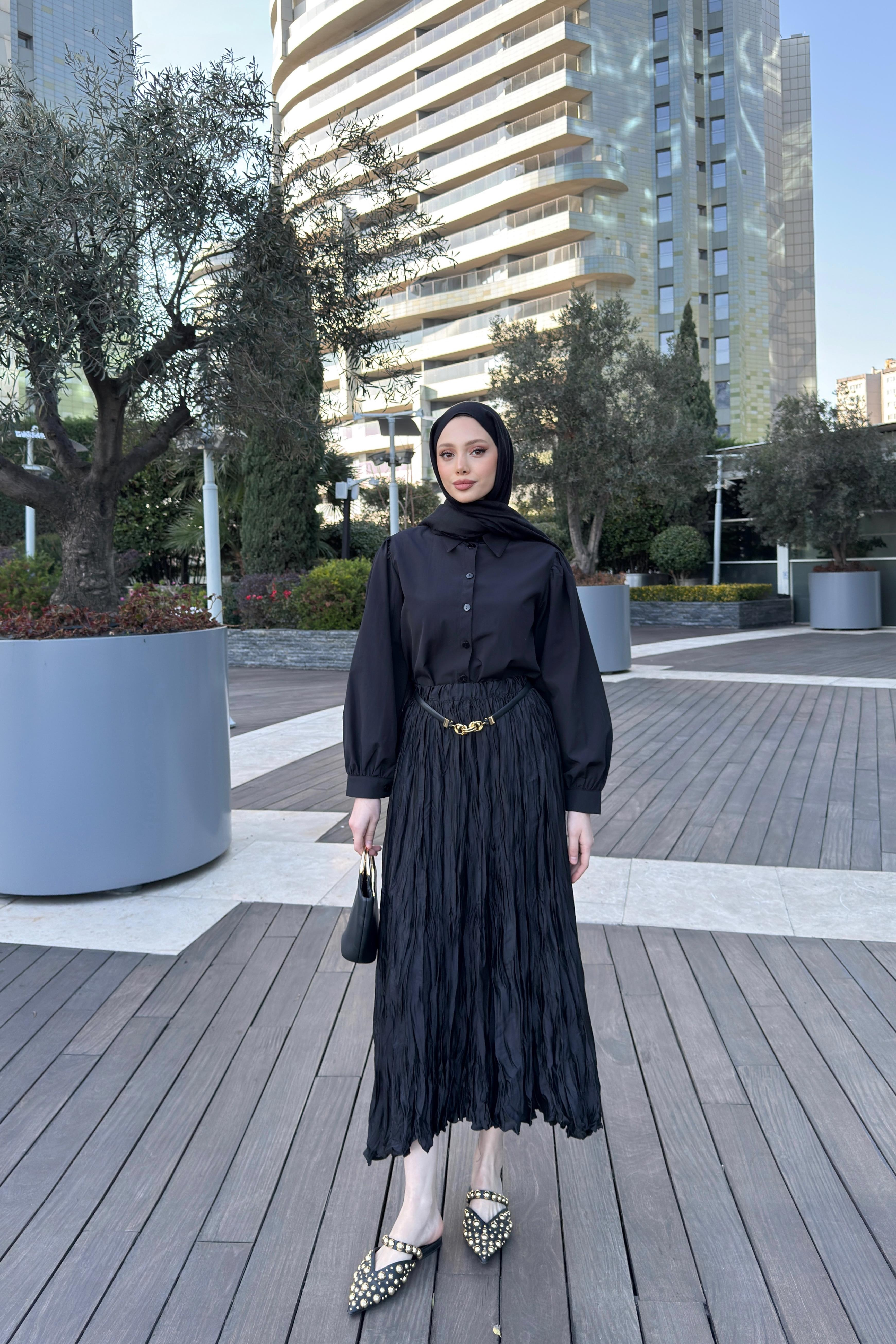 Kıraşlı Saten Etek - Siyah