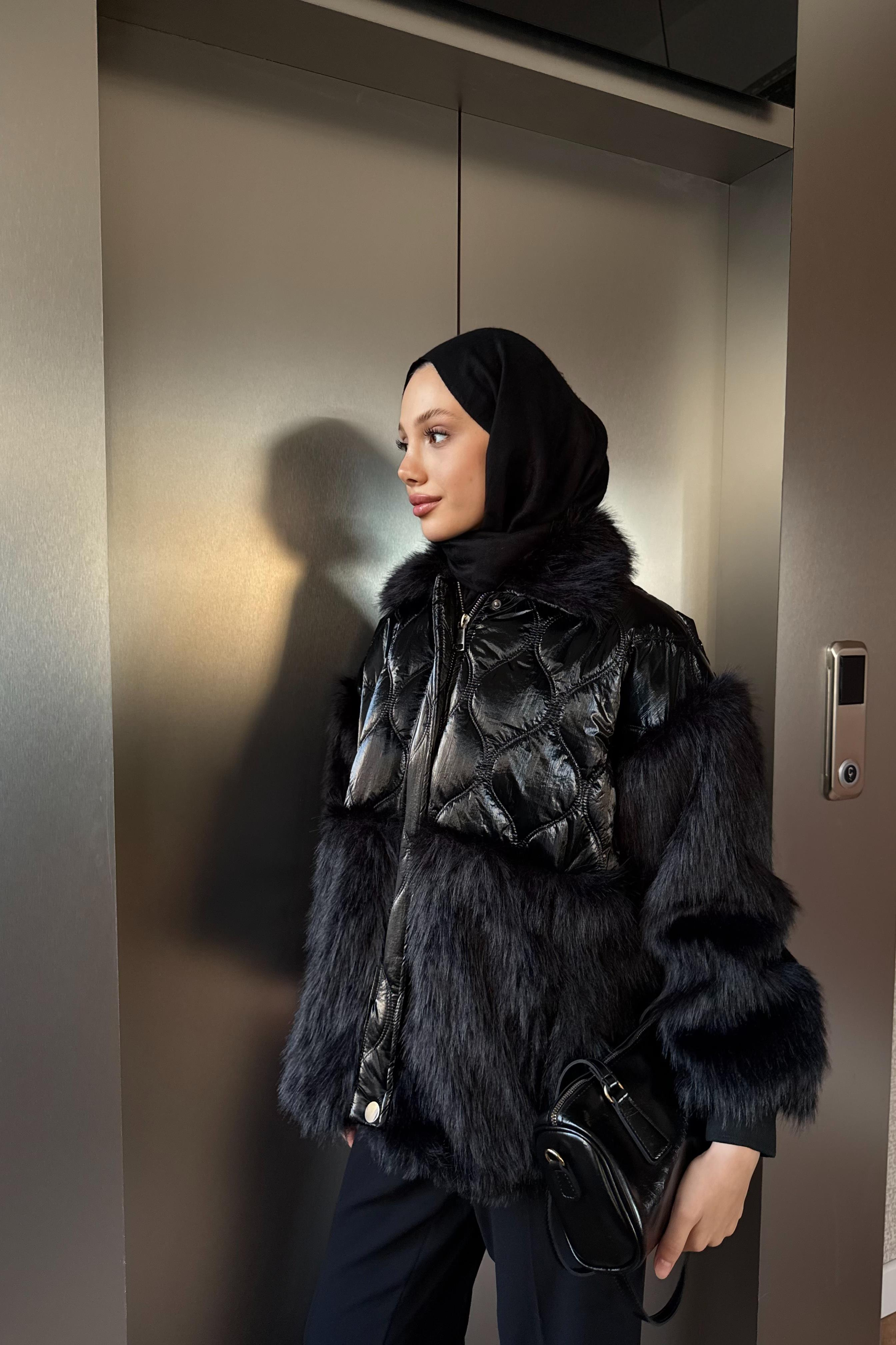 Kürklü Kapitone Mont - Siyah