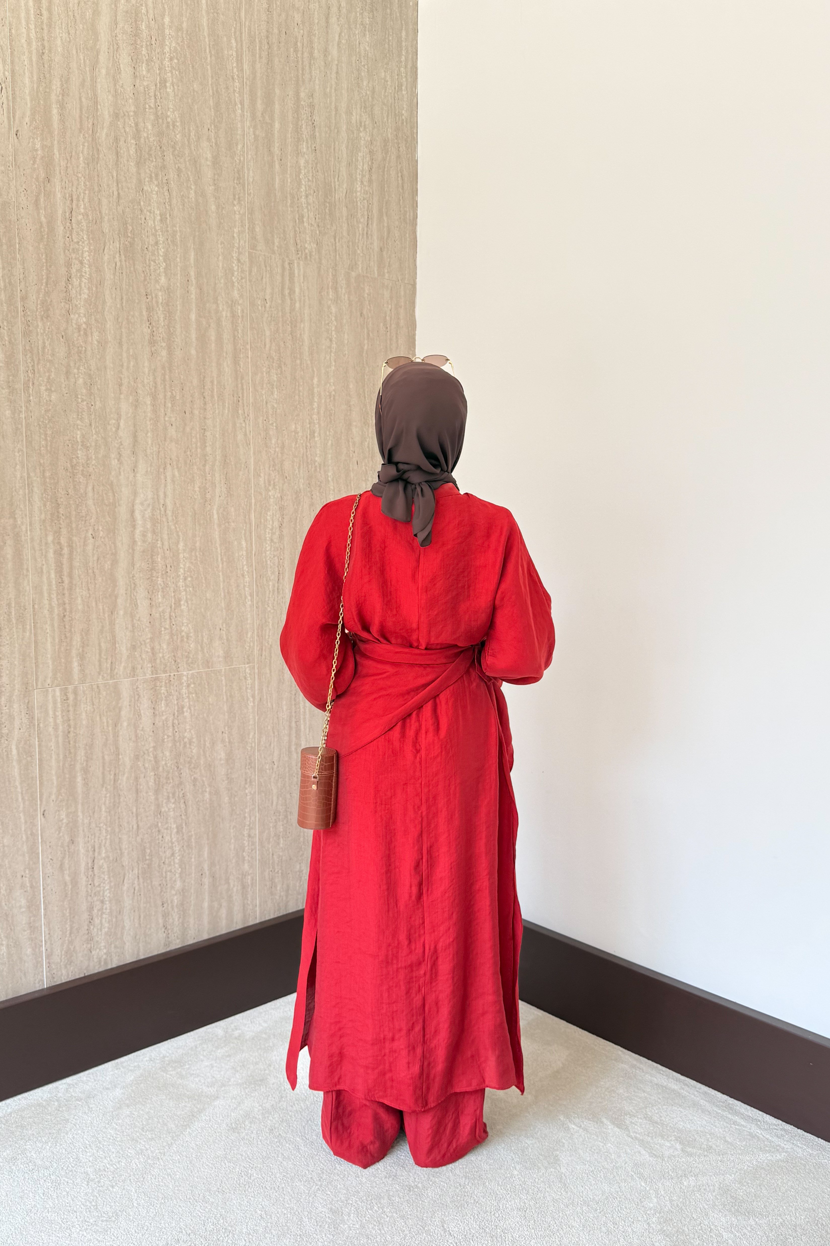 Lolya Şal Aksesuarlı Pantolonlu Takım - Kırmızı