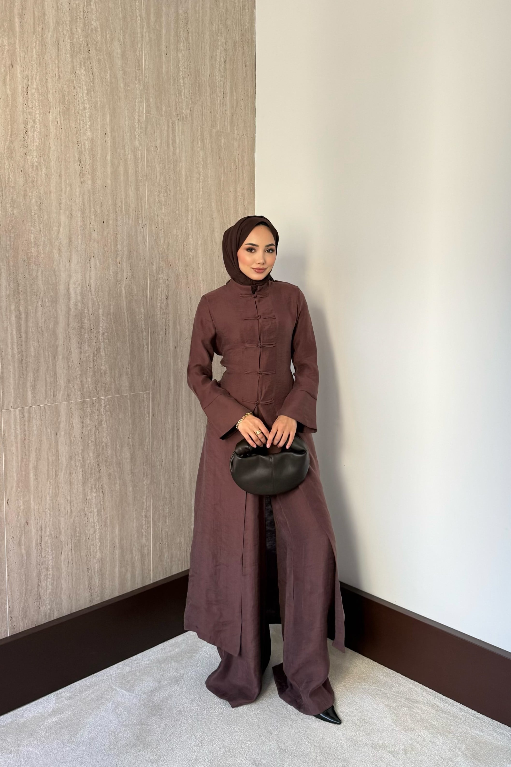 Mandarin Yakalı Pantolonlu Takım - Kahve