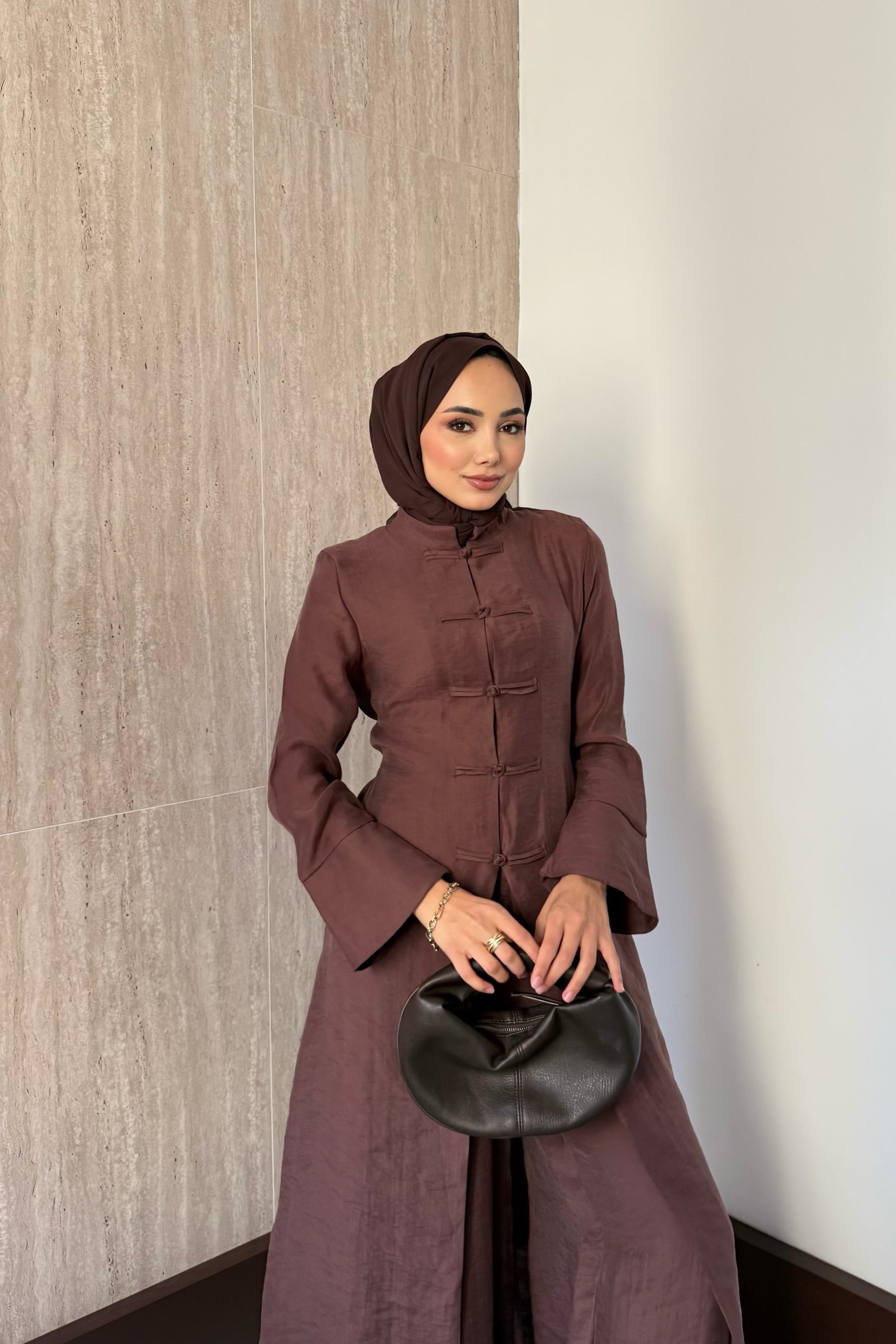 Mandarin Yakalı Pantolonlu Takım - Kahve