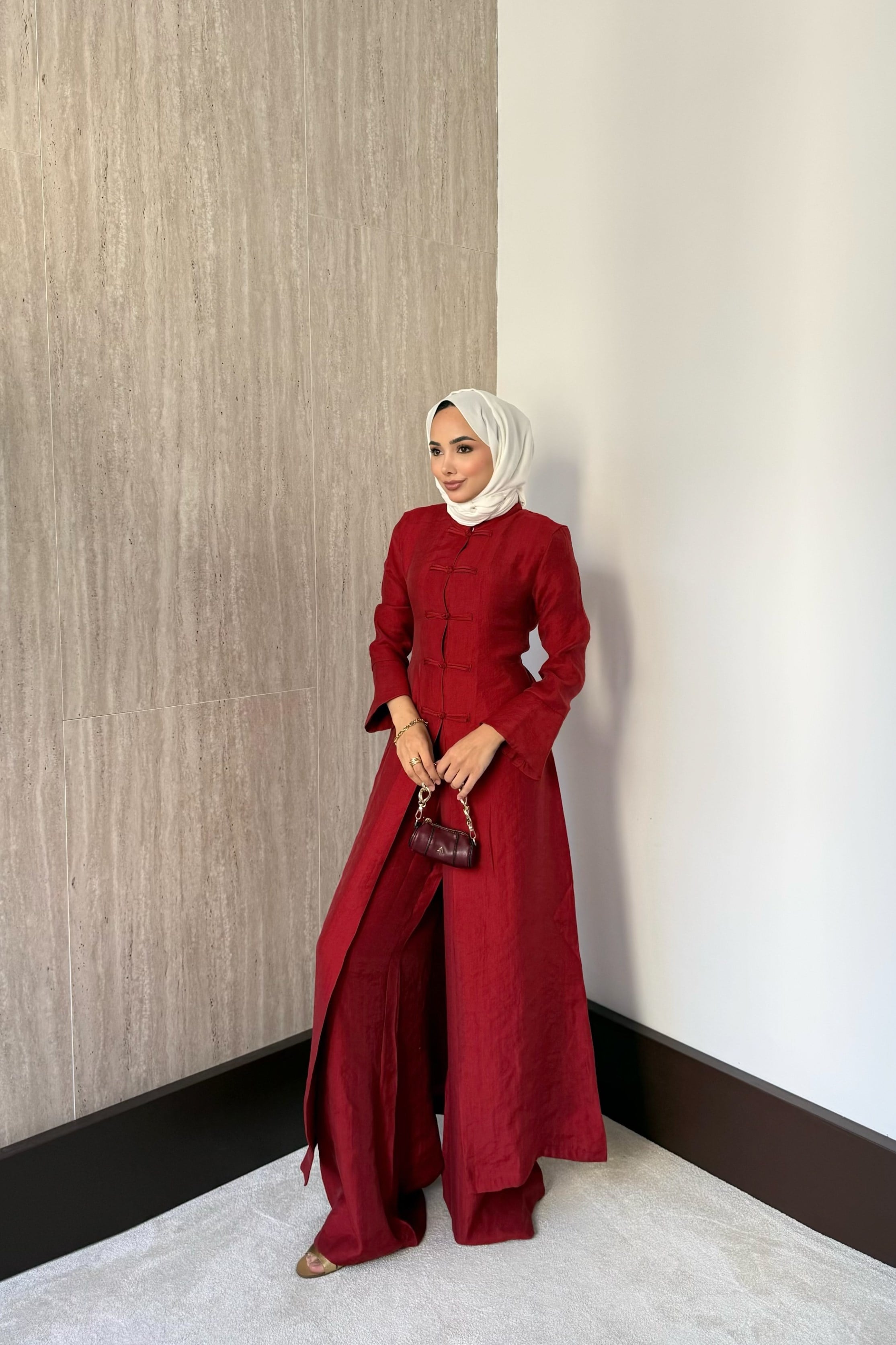 Mandarin Yakalı Pantolonlu Takım - Kırmızı