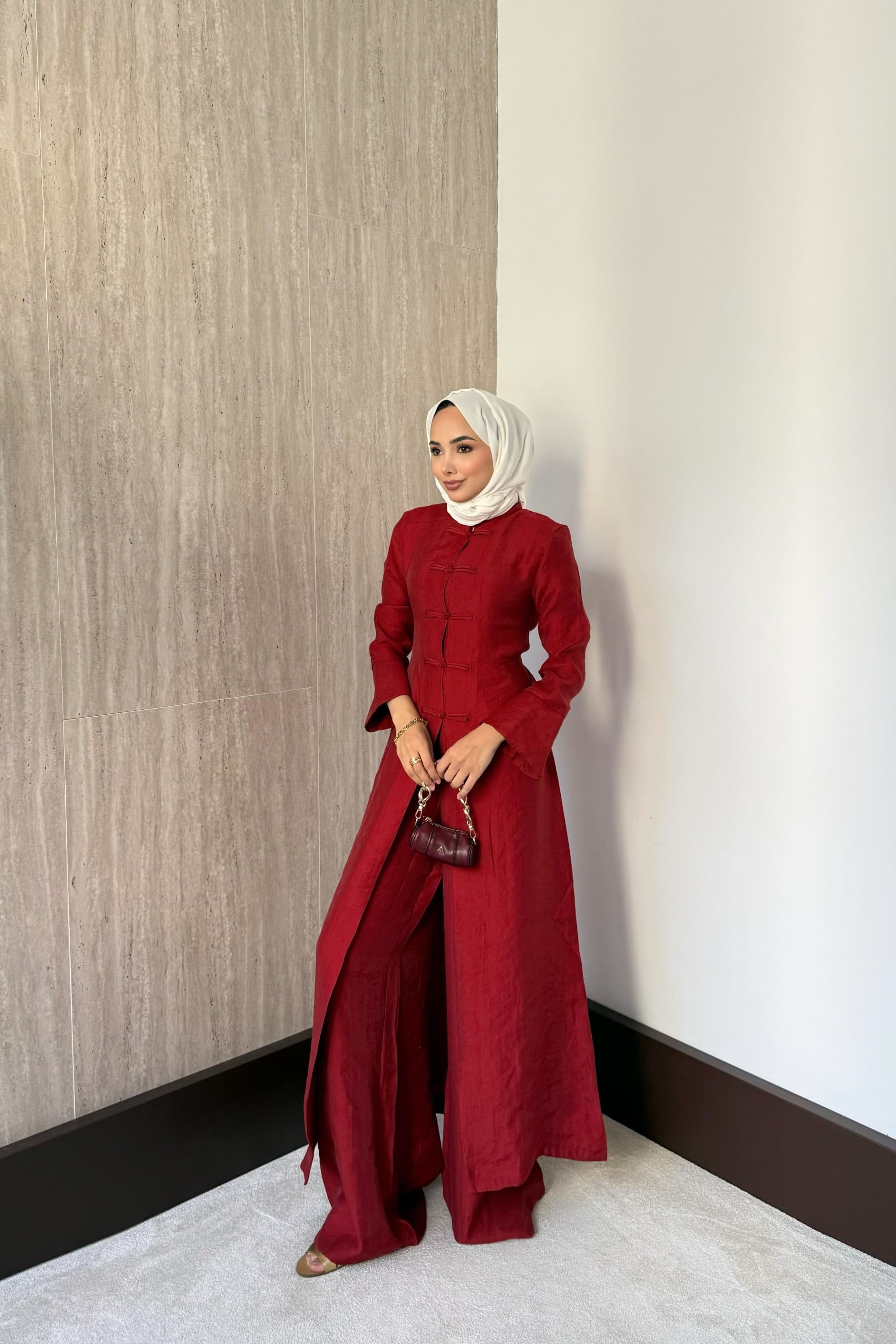 Mandarin Yakalı Pantolonlu Takım - Kırmızı