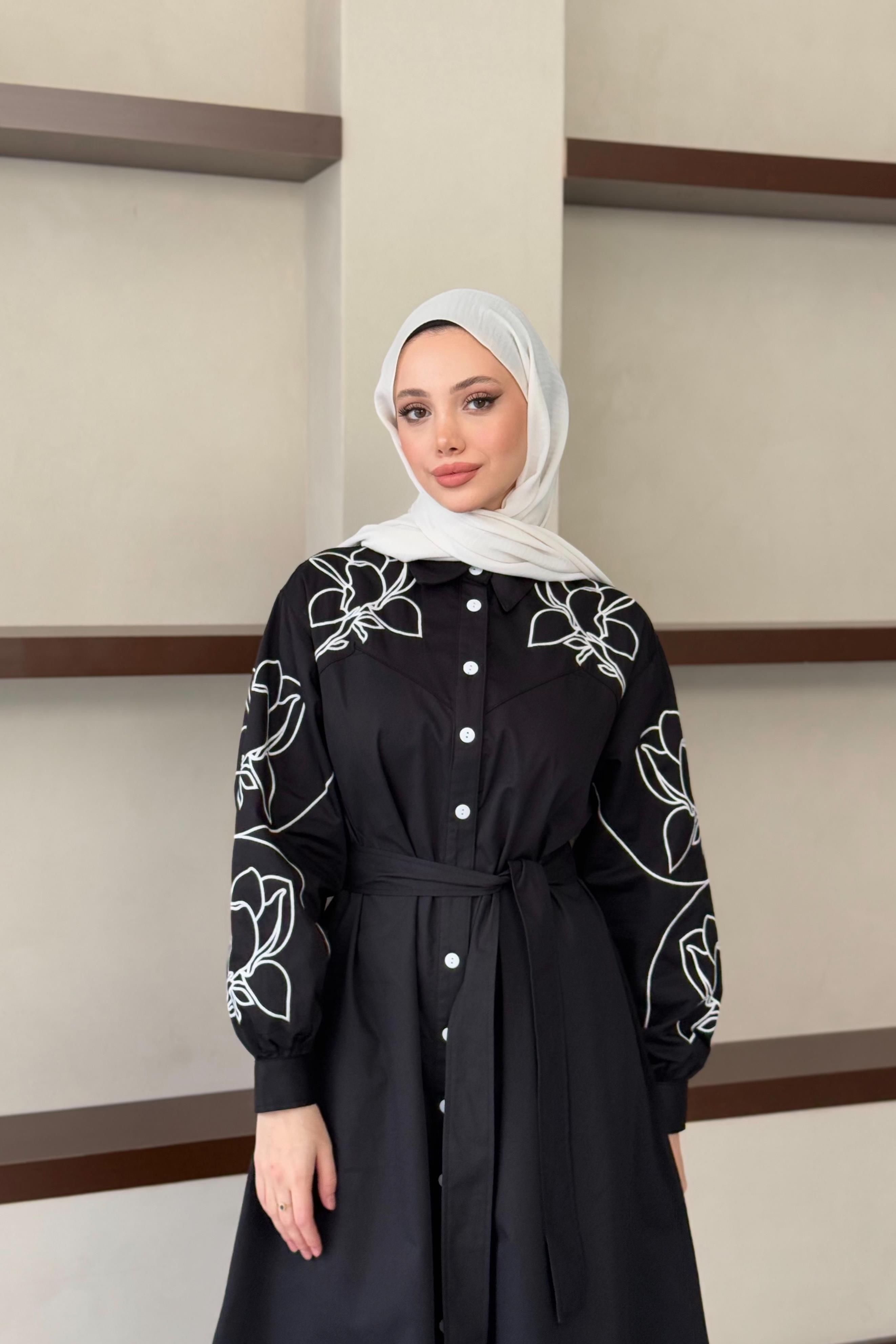 Nakış İşlemeli Gabardin Elbise - Siyah