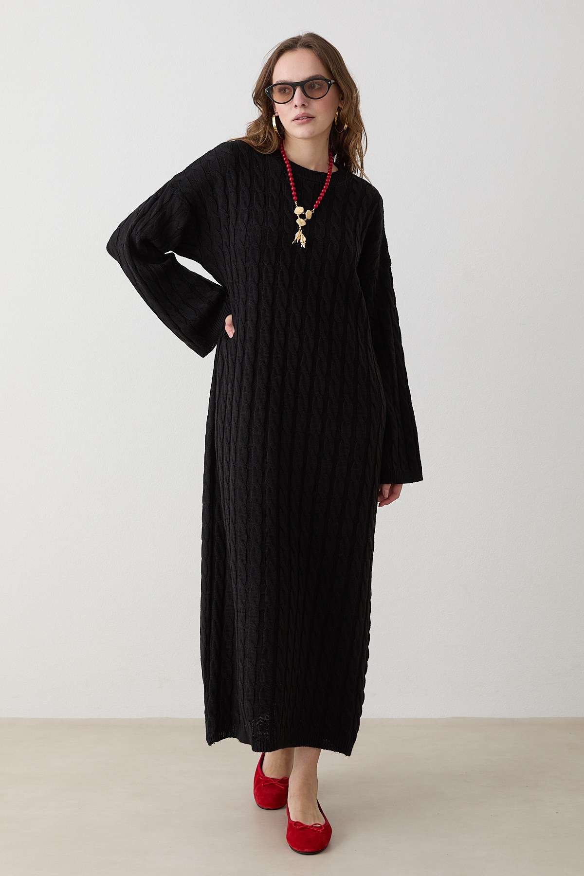 Örgü Desenli Triko Elbise - Siyah