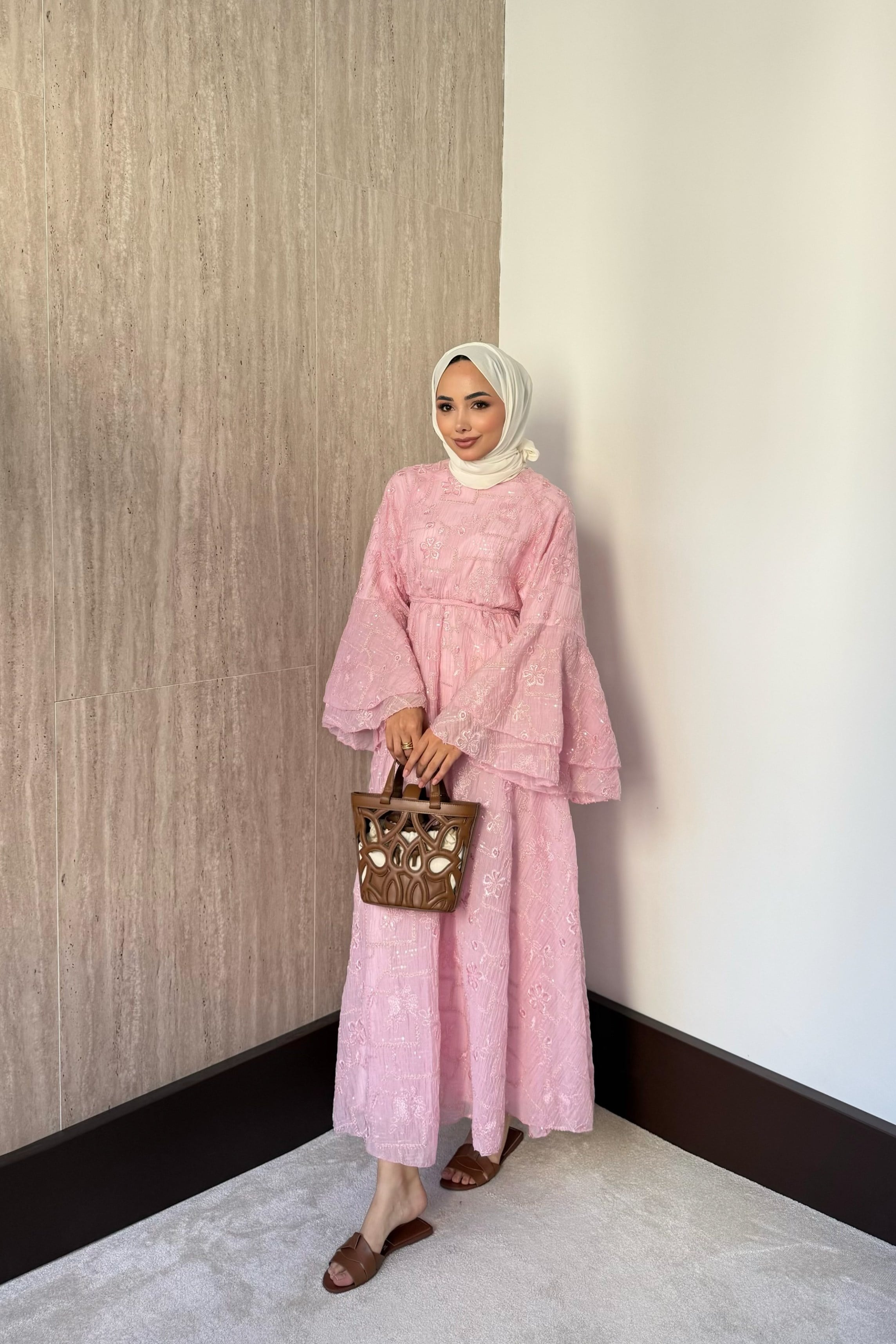 Payet İşlemeli Dantel Elbise - Pembe