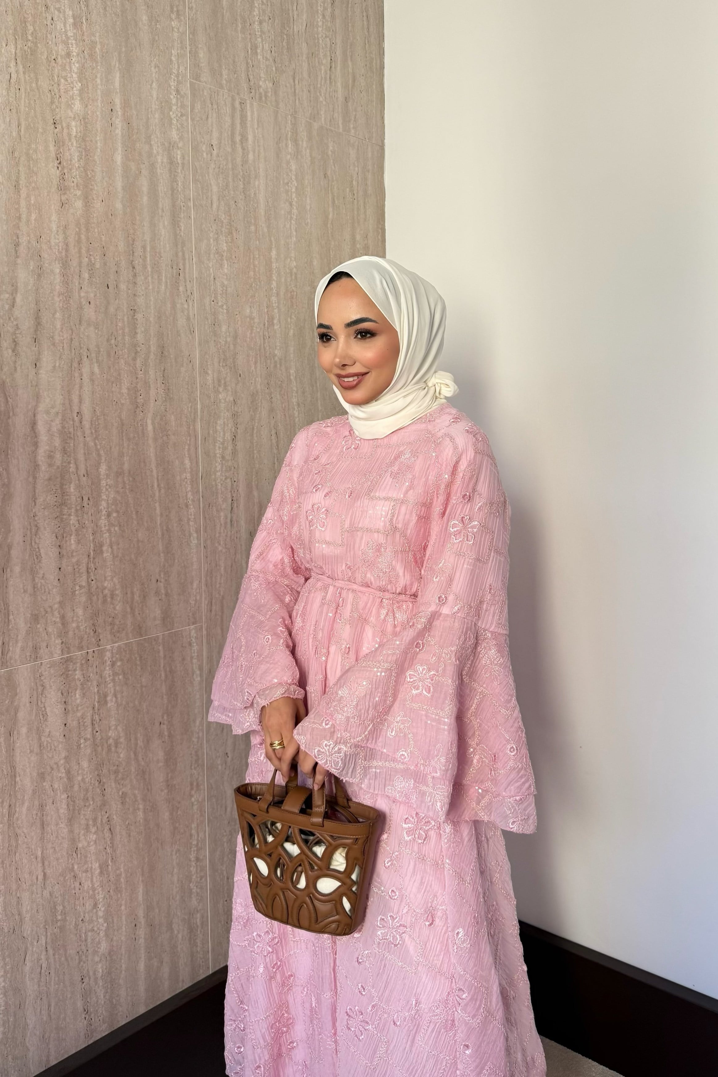 Payet İşlemeli Dantel Elbise - Pembe