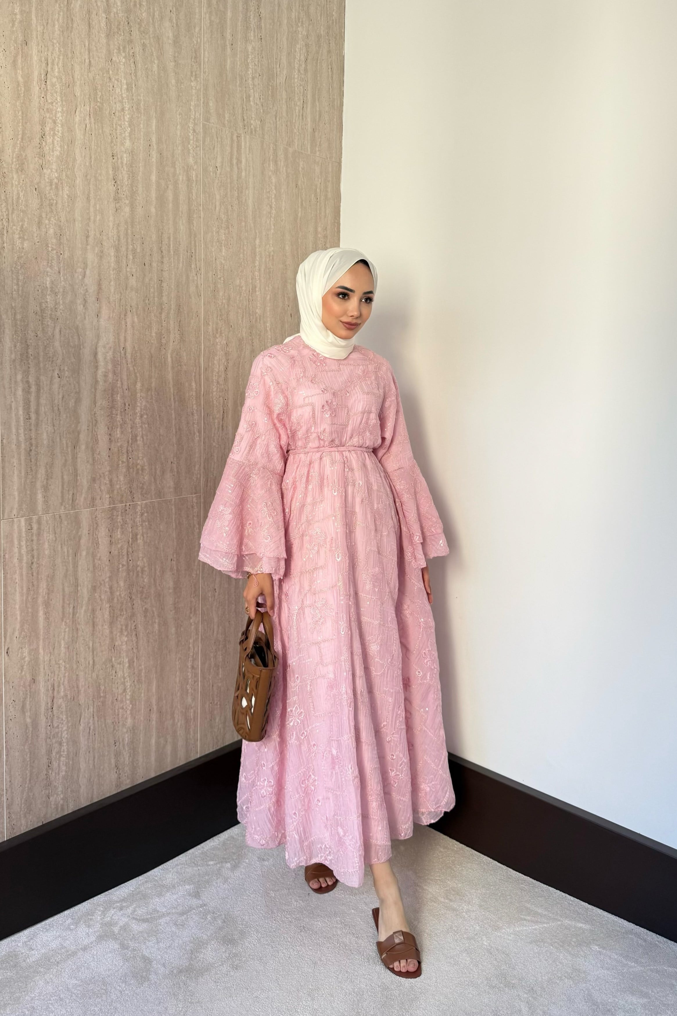Payet İşlemeli Dantel Elbise - Pembe