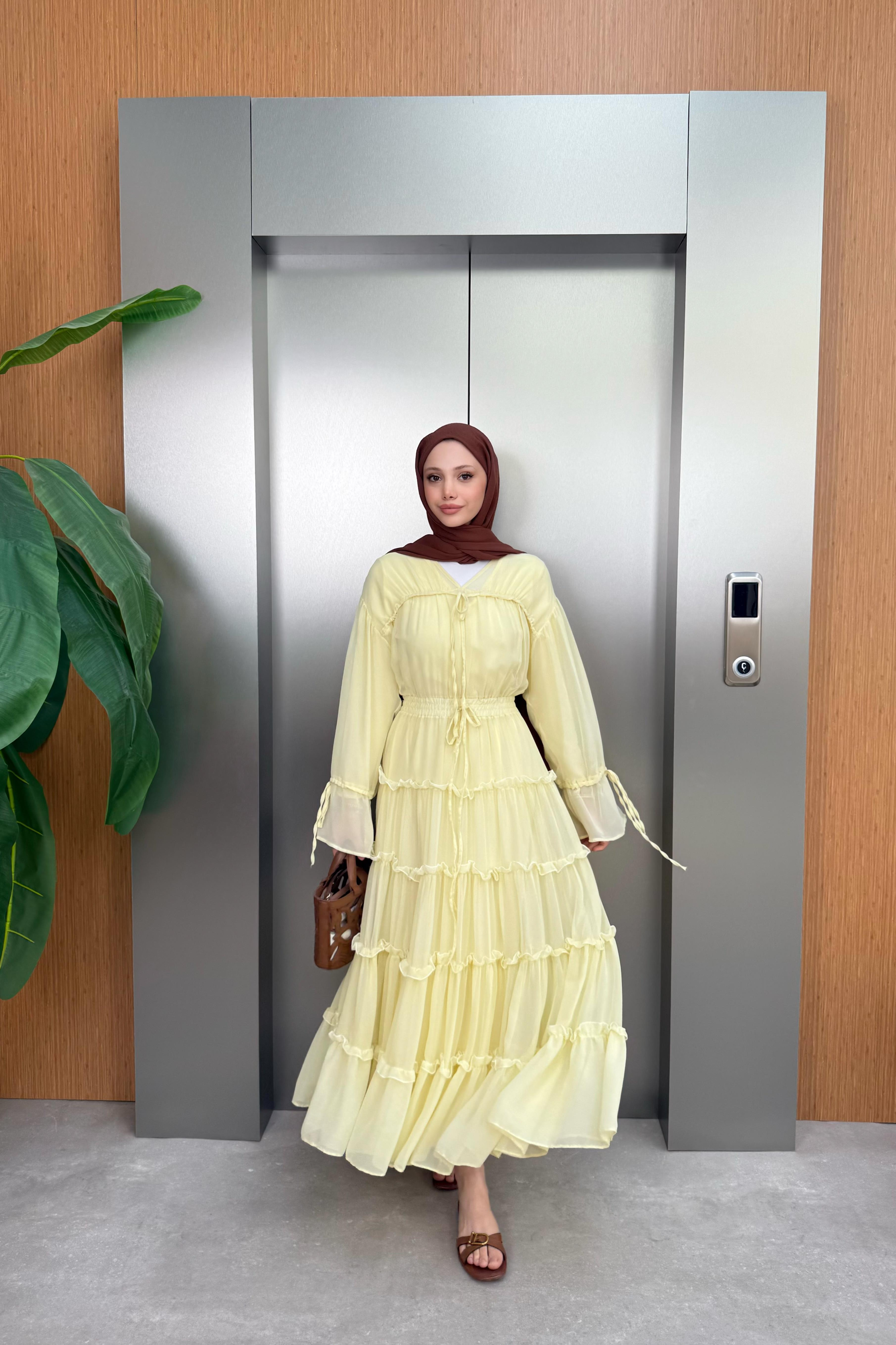 V Yaka Güpürlü Şİfon Elbise - Sarı