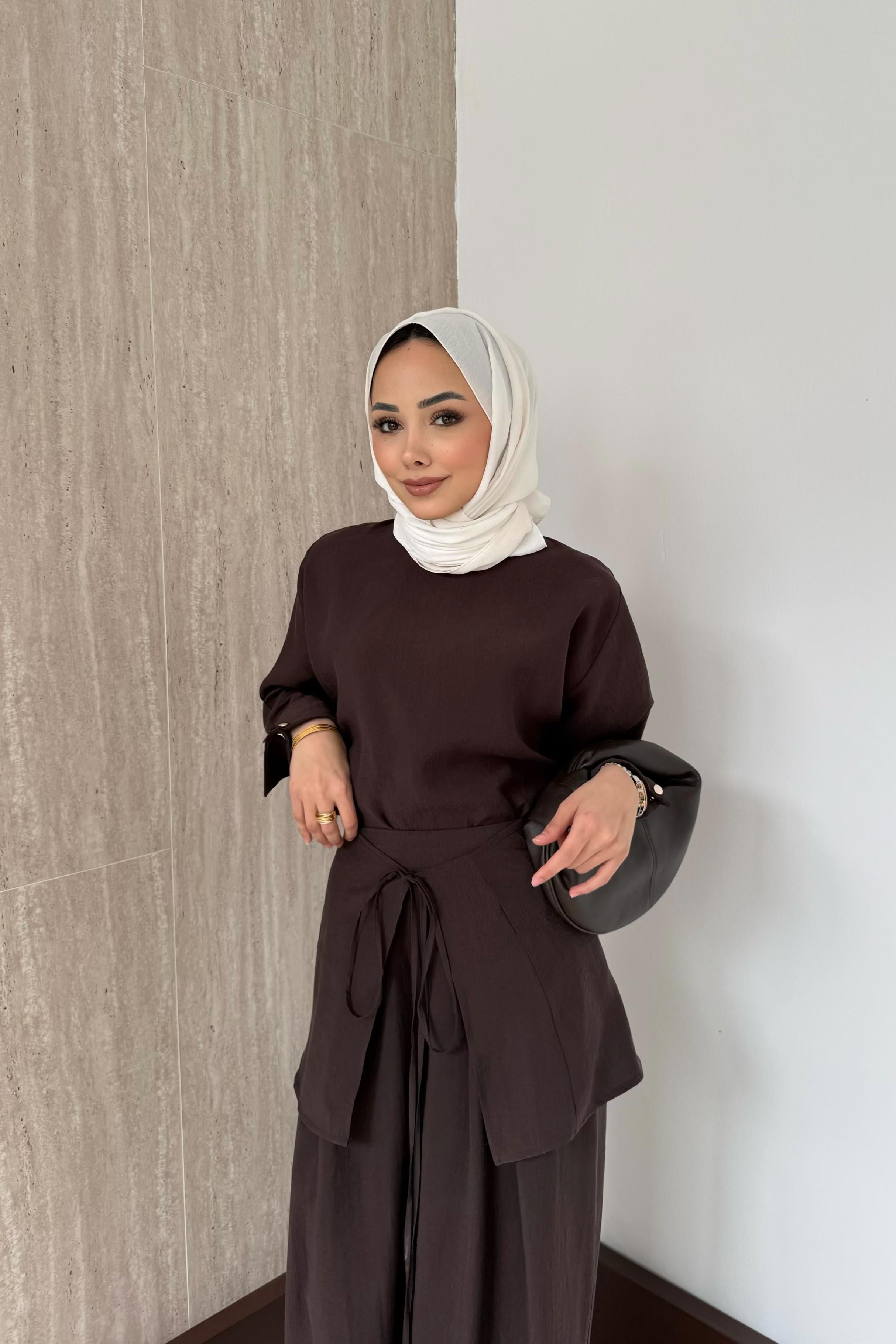 Vera Kemerli Pantolonlu Takım - Kahve