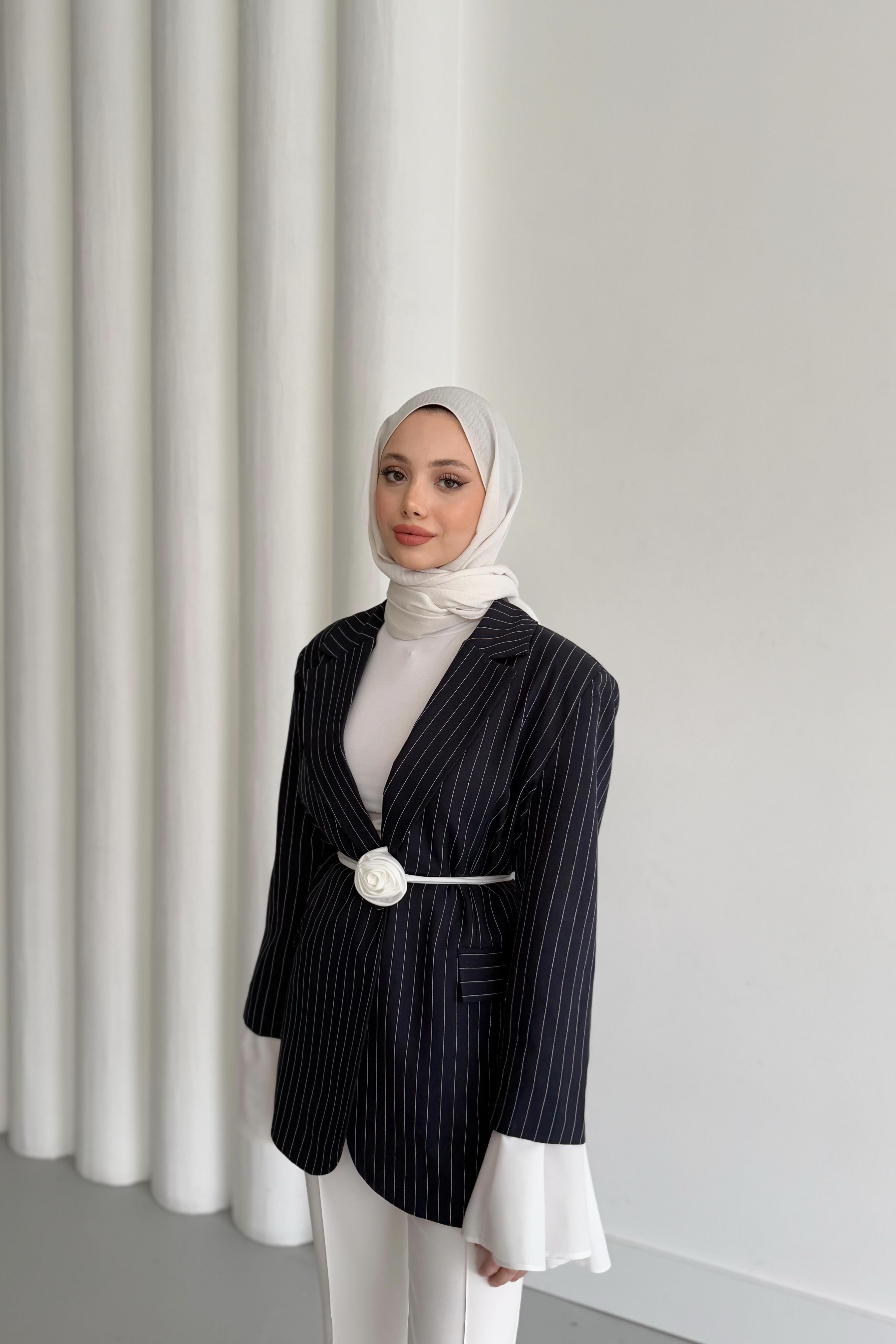 Volan Kol Çizgili Blazer Ceket - Lacivert