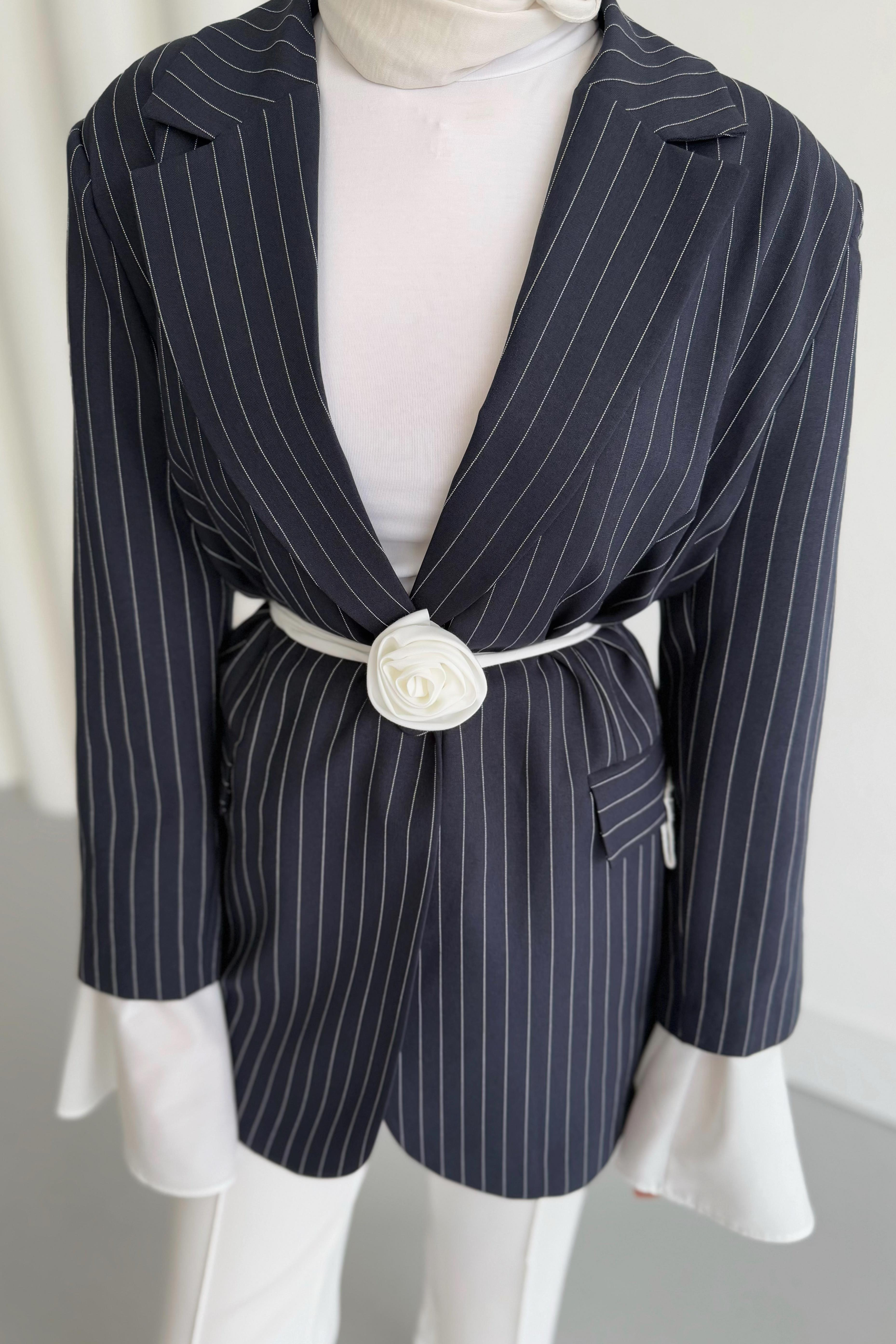 Volan Kol Çizgili Blazer Ceket - Lacivert