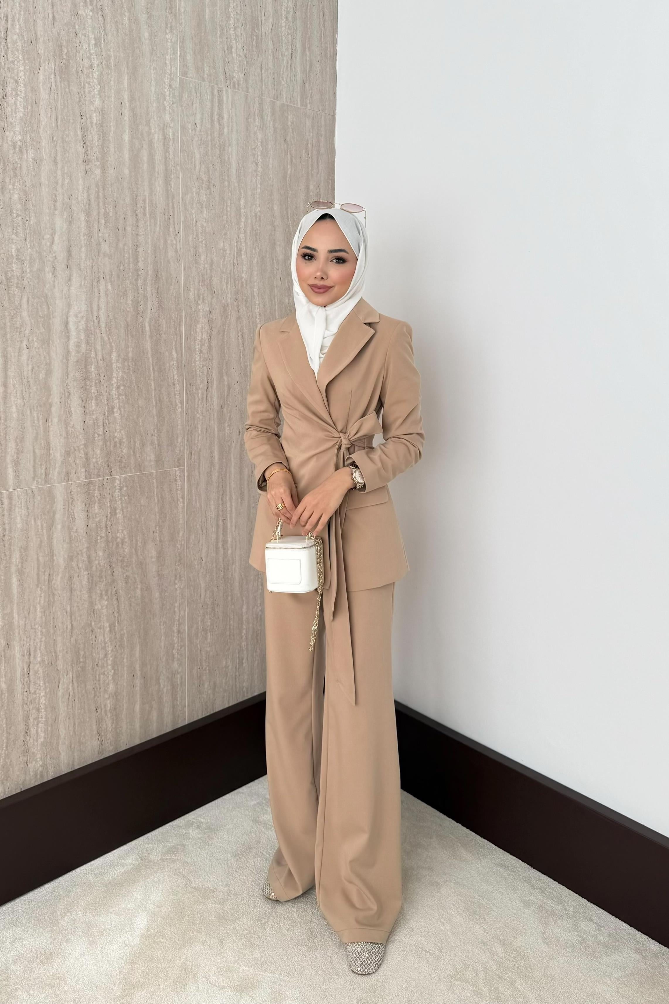 Yandan Bağlamalı Pantolonlu Takım - Camel