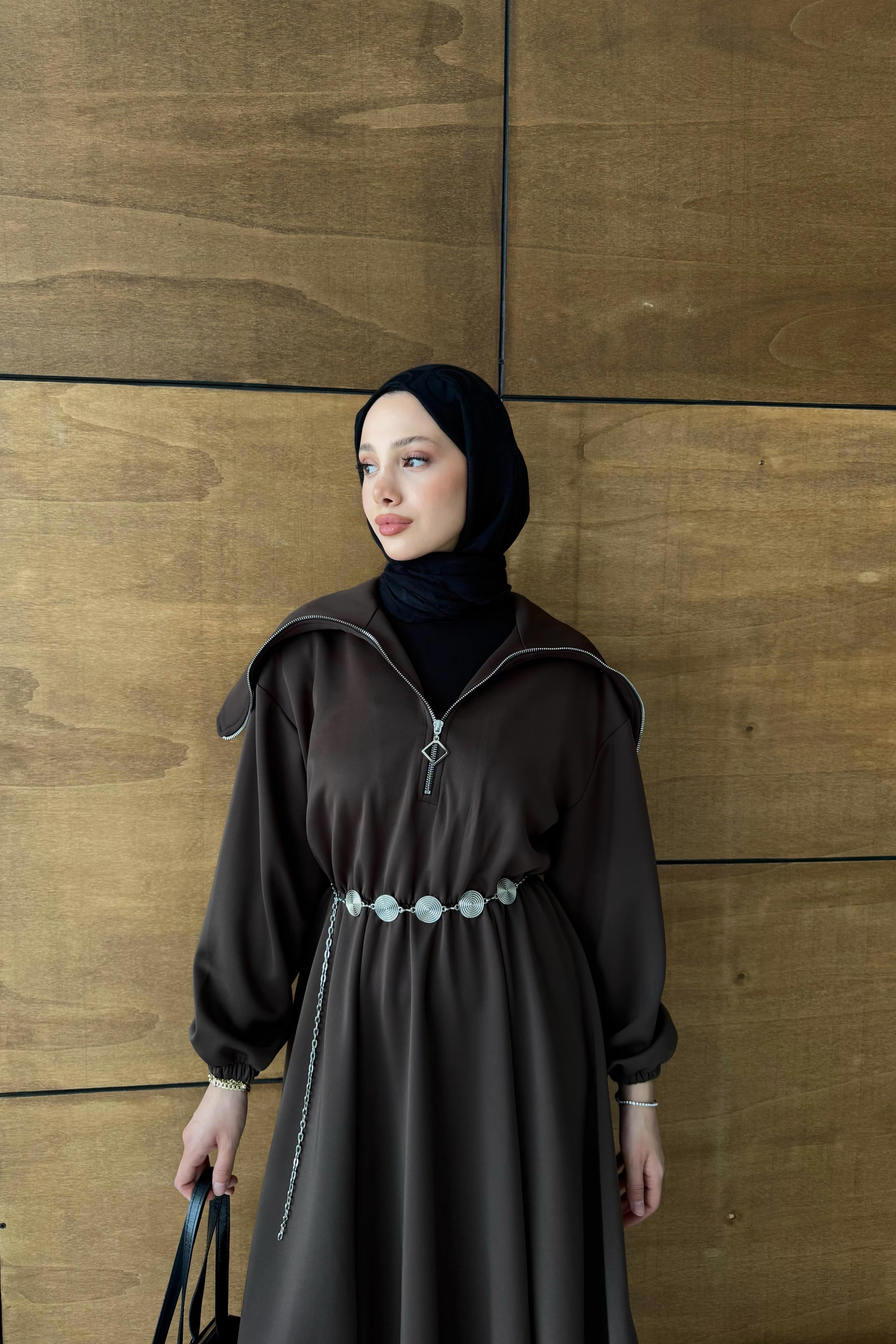 Zincir Kemerli Scuba Elbise - Kahve