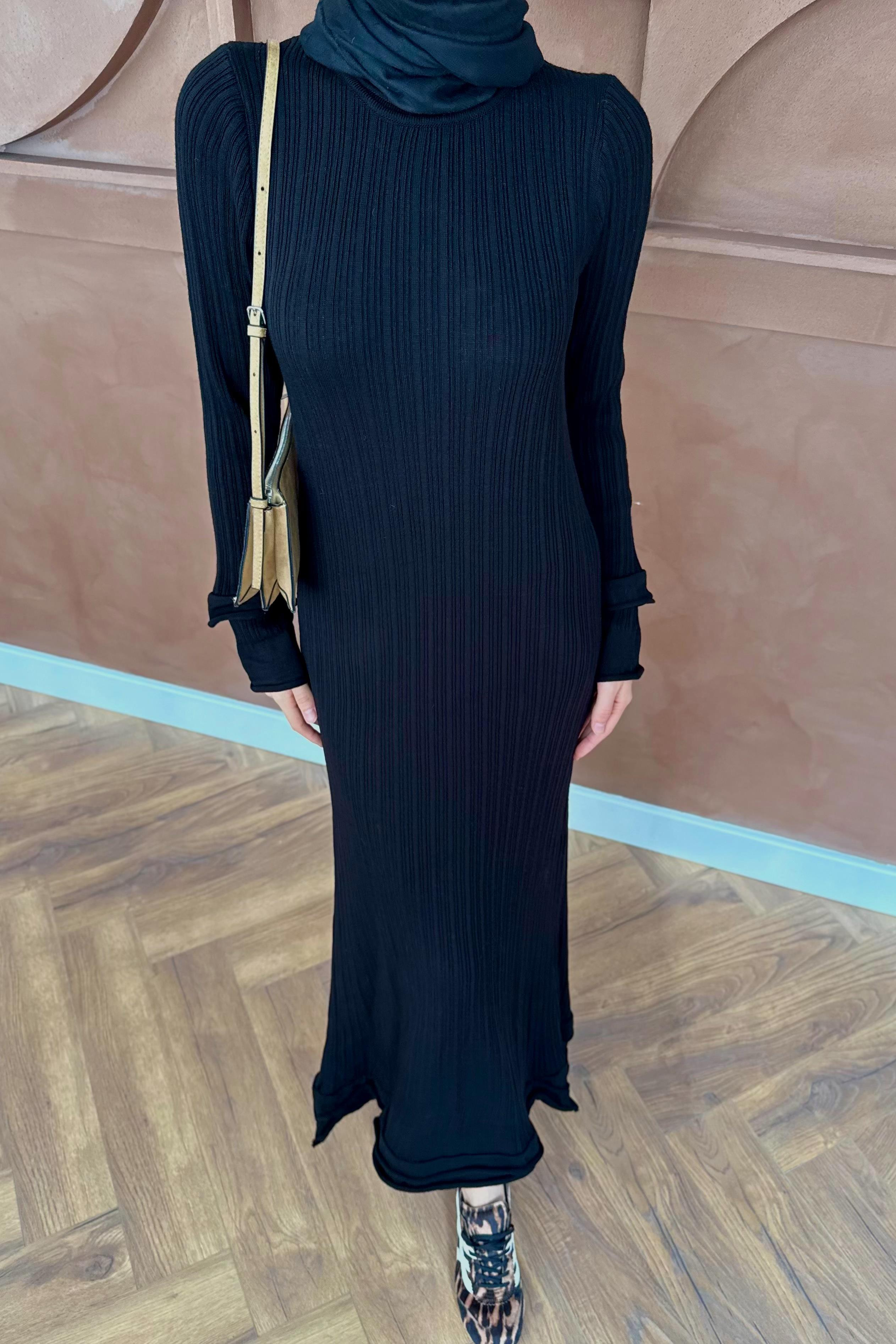 Zincir Kemerli Triko Elbise - Siyah