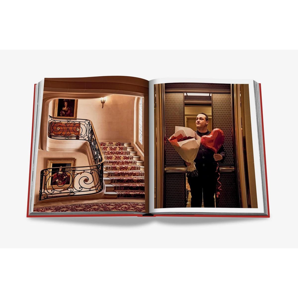 Assouline - Plaza Athenee Kitap