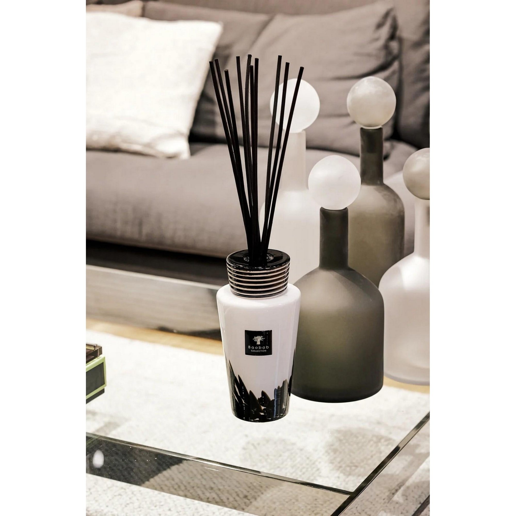 Baobab Collection -Feathers Totem 2 L Koku