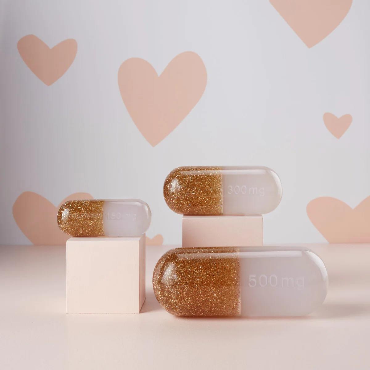 Jonathan Adler - Acrylic Pill Small Kırmızı