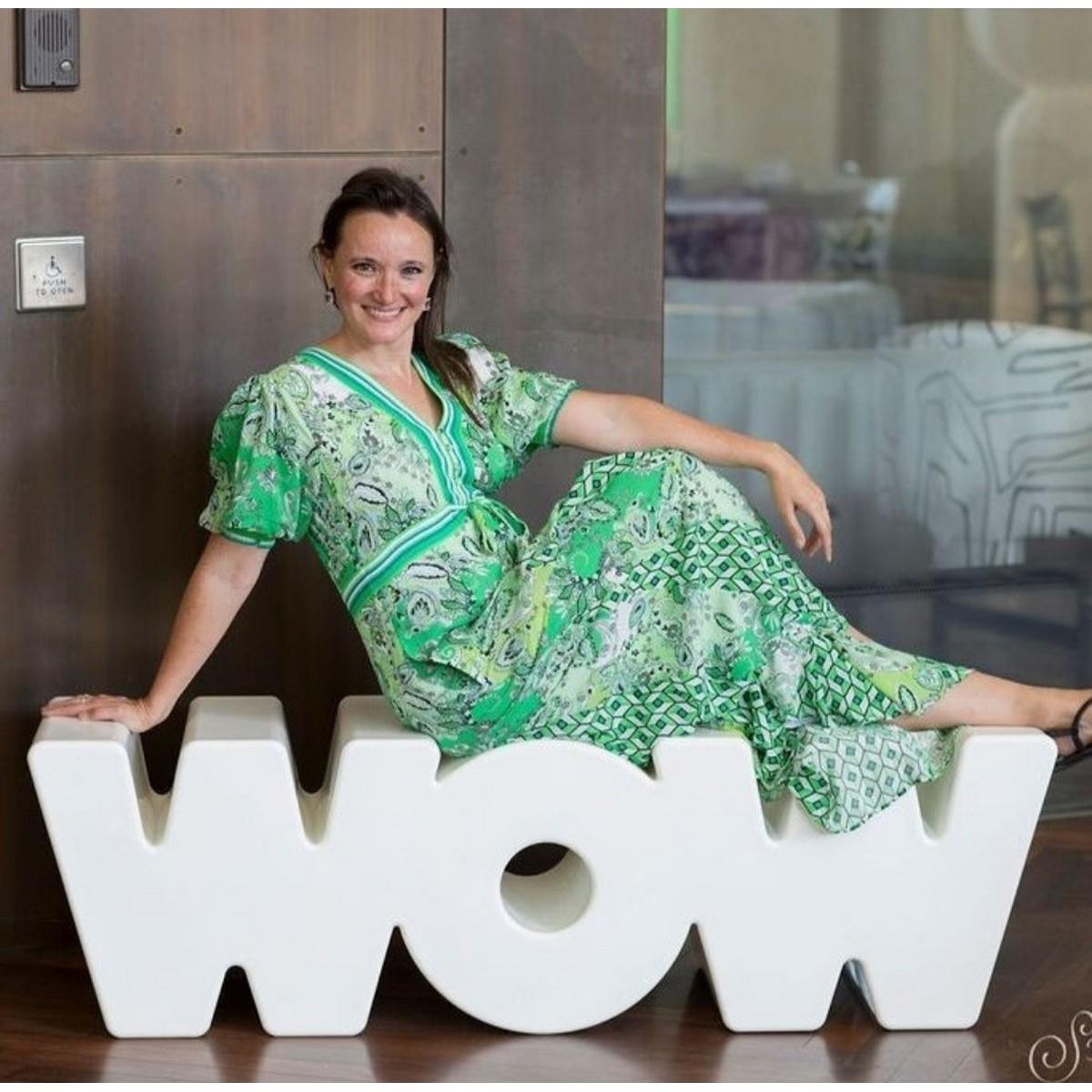 Slide Design - Wow Milky White