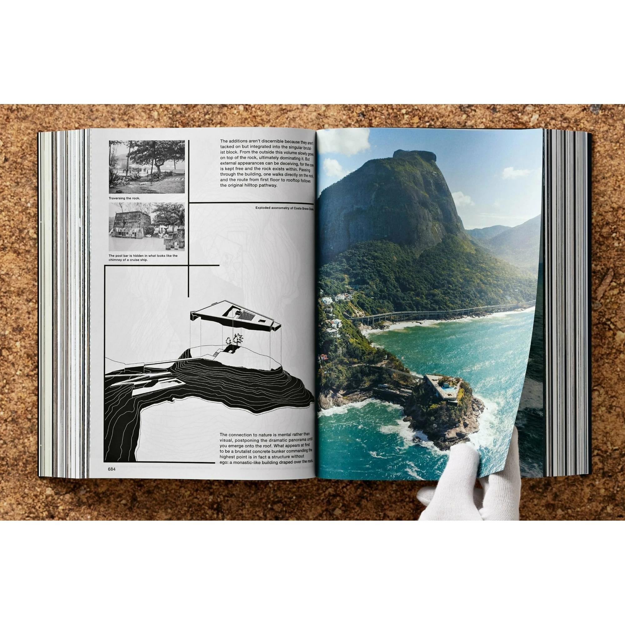 Taschen - Building Bound To The Ground 