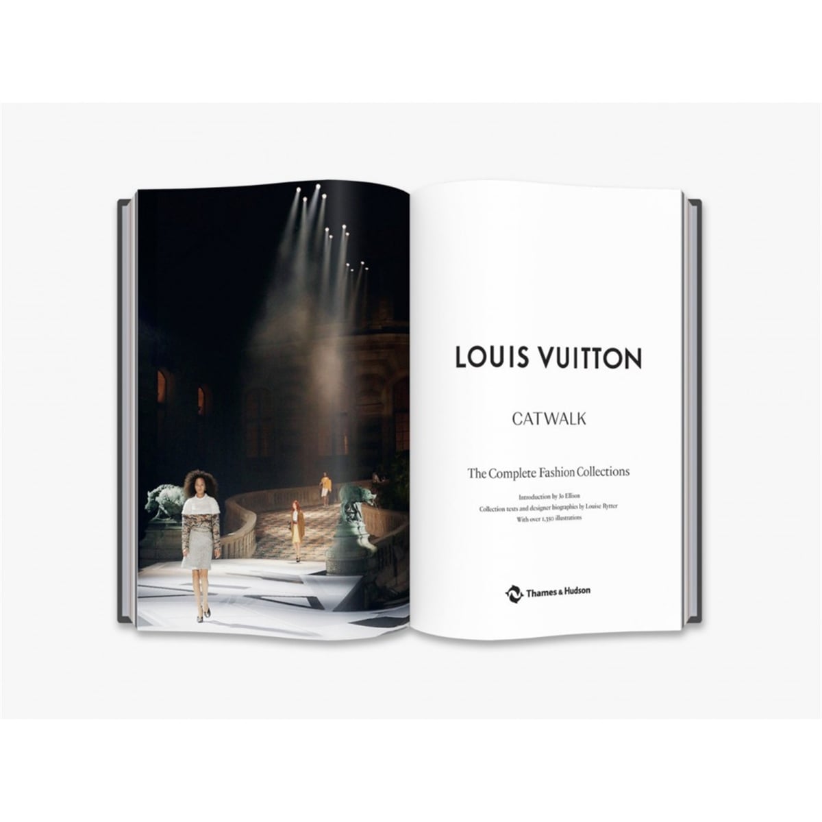 Thames & Hudson - Louis Vuitton Catwalk Kitap