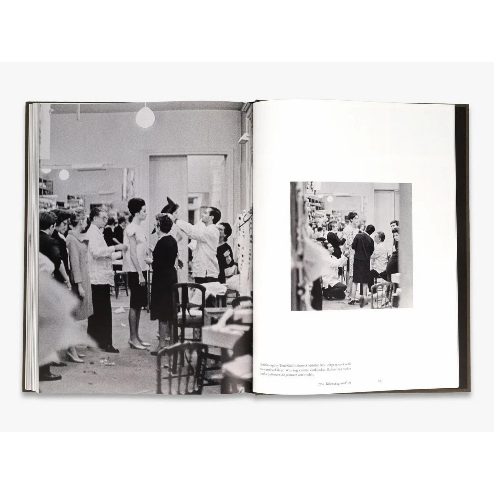 Thames & Hudson - Balenciaga Kublin Kitap