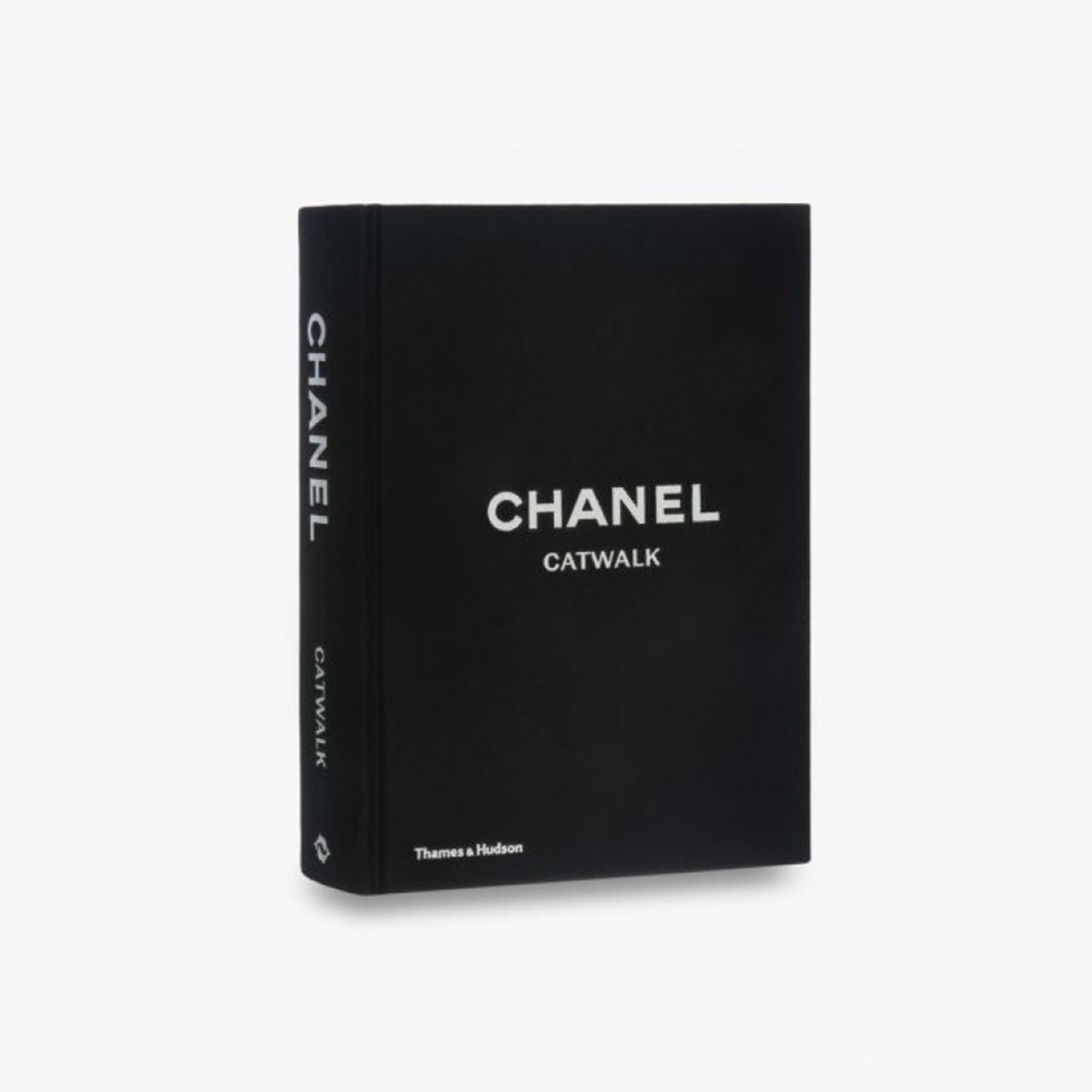 Thames & Hudson - Chanel Catwalk Book