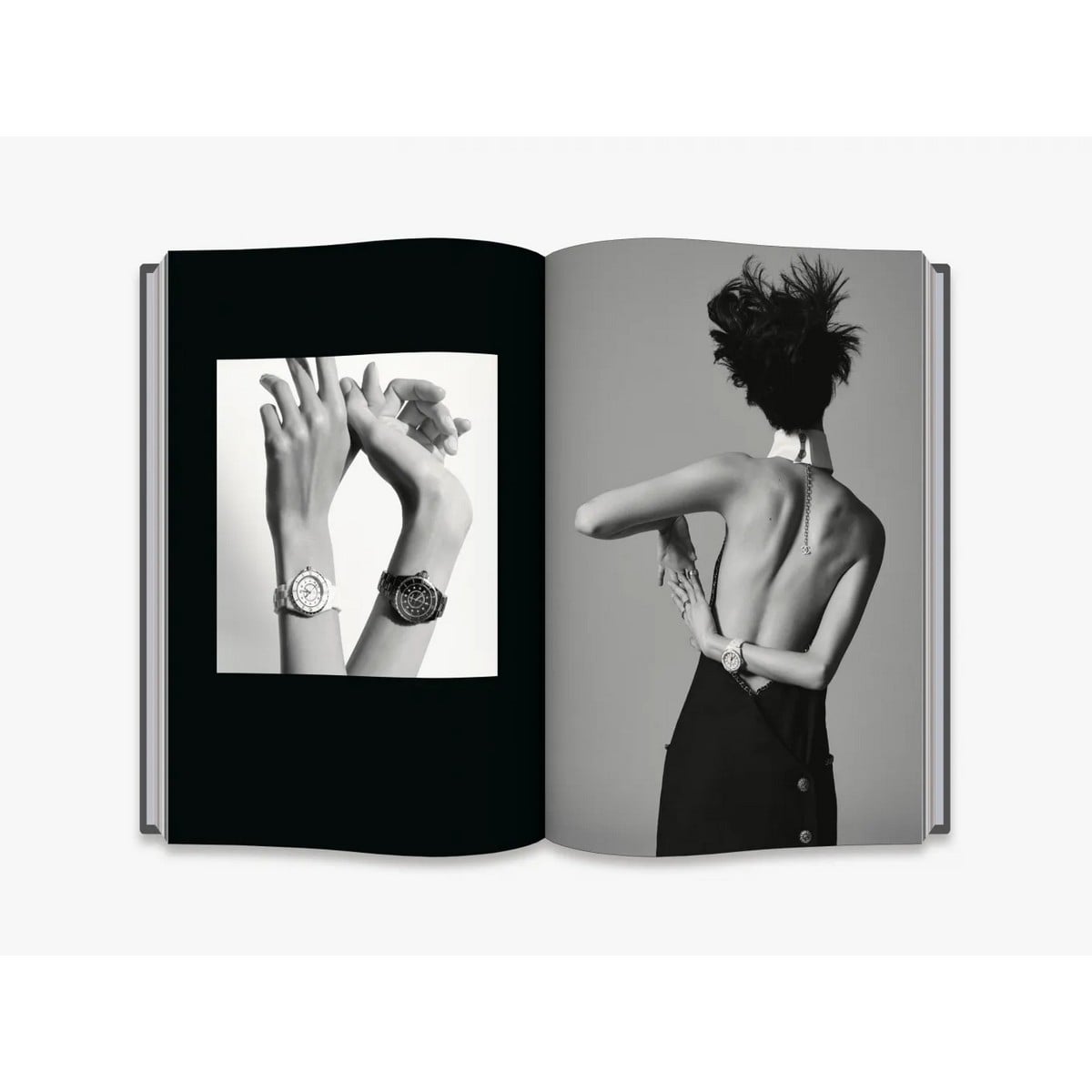 Thames & Hudson - Chanel Eternal Instant