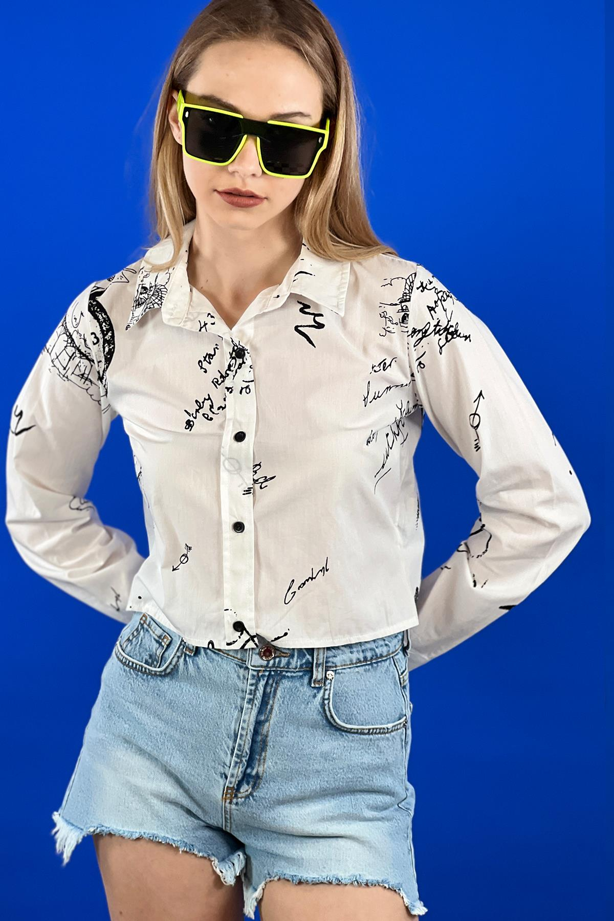 Beyaz Baskılı Sırt Dekolteli Crop Kesim Yazlık Keten Bluz Gömlek-27174-00