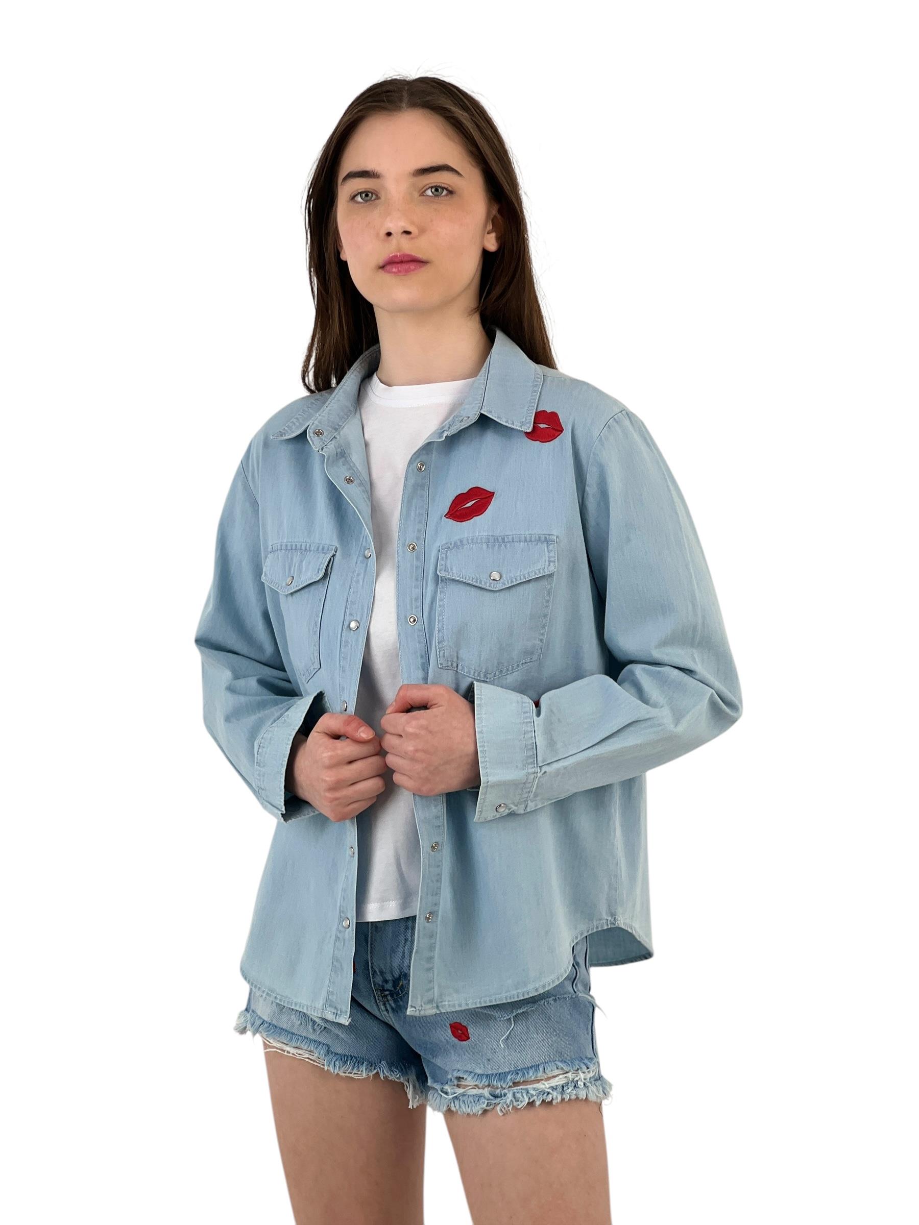 Dudak Nakış Detaylı Kot Gömlek-72796
