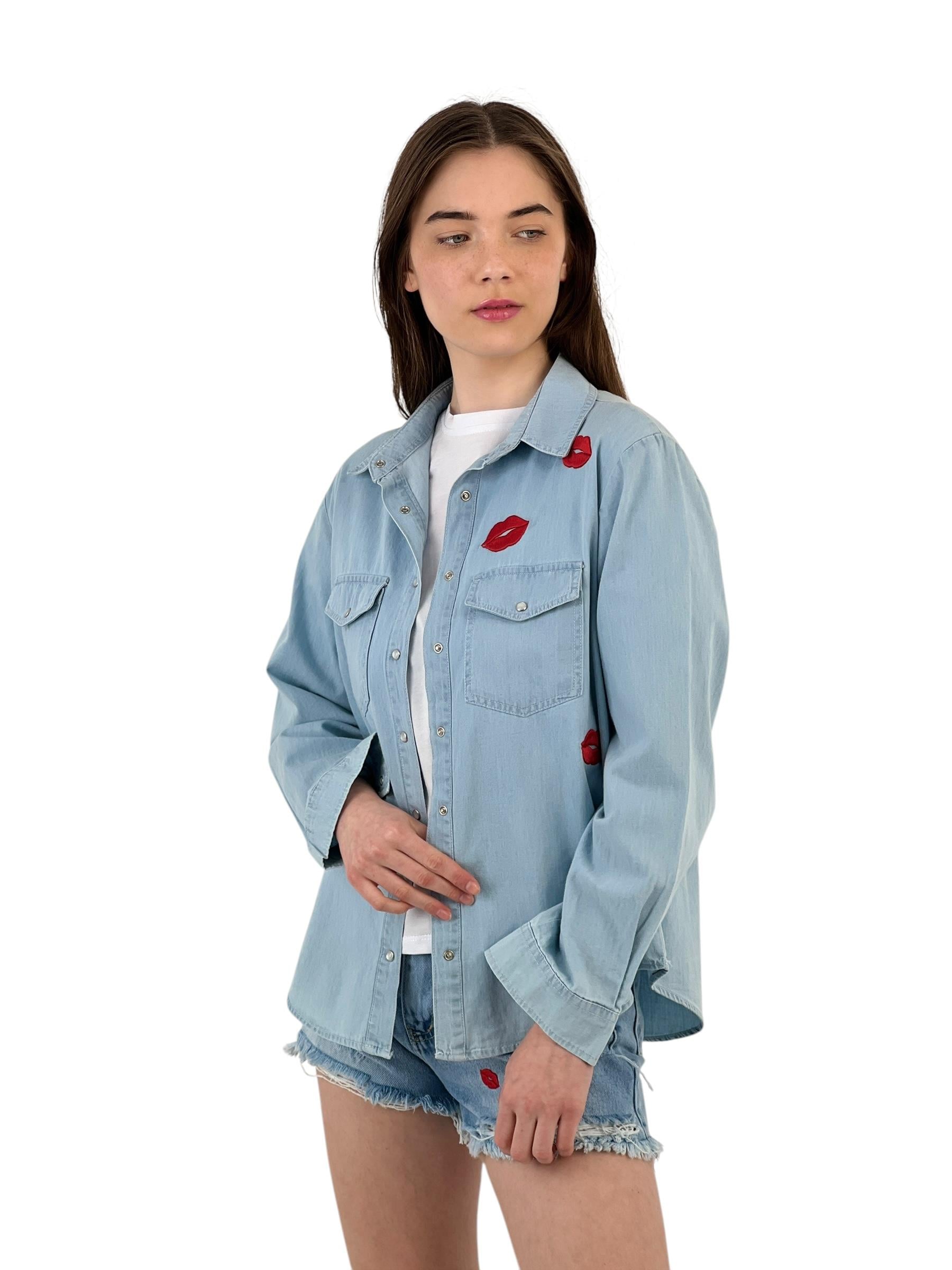 Dudak Nakış Detaylı Kot Gömlek-72796