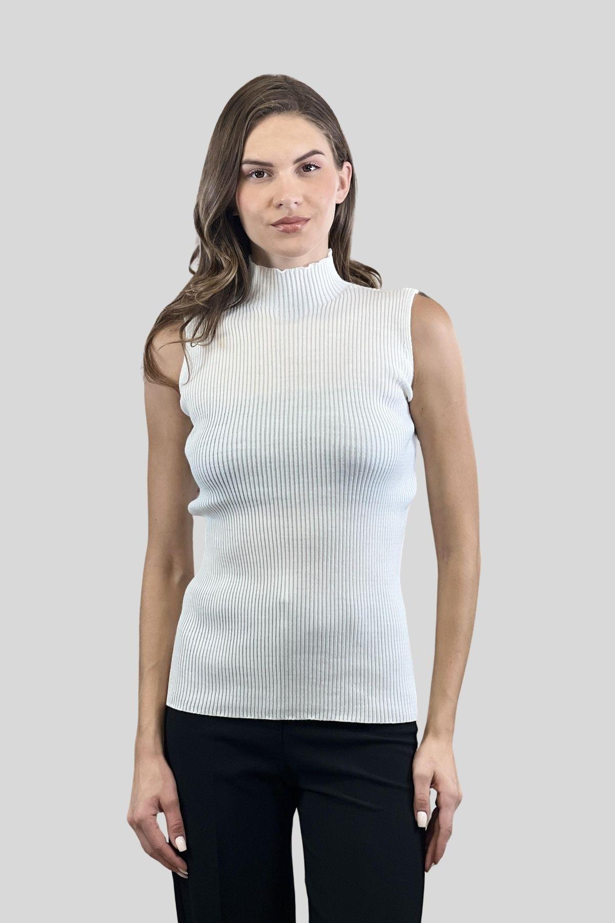 Kadın Boğazlı Balıkçı Yaka Kolsuz Basic Ekru Triko Bluz-MP32977-0