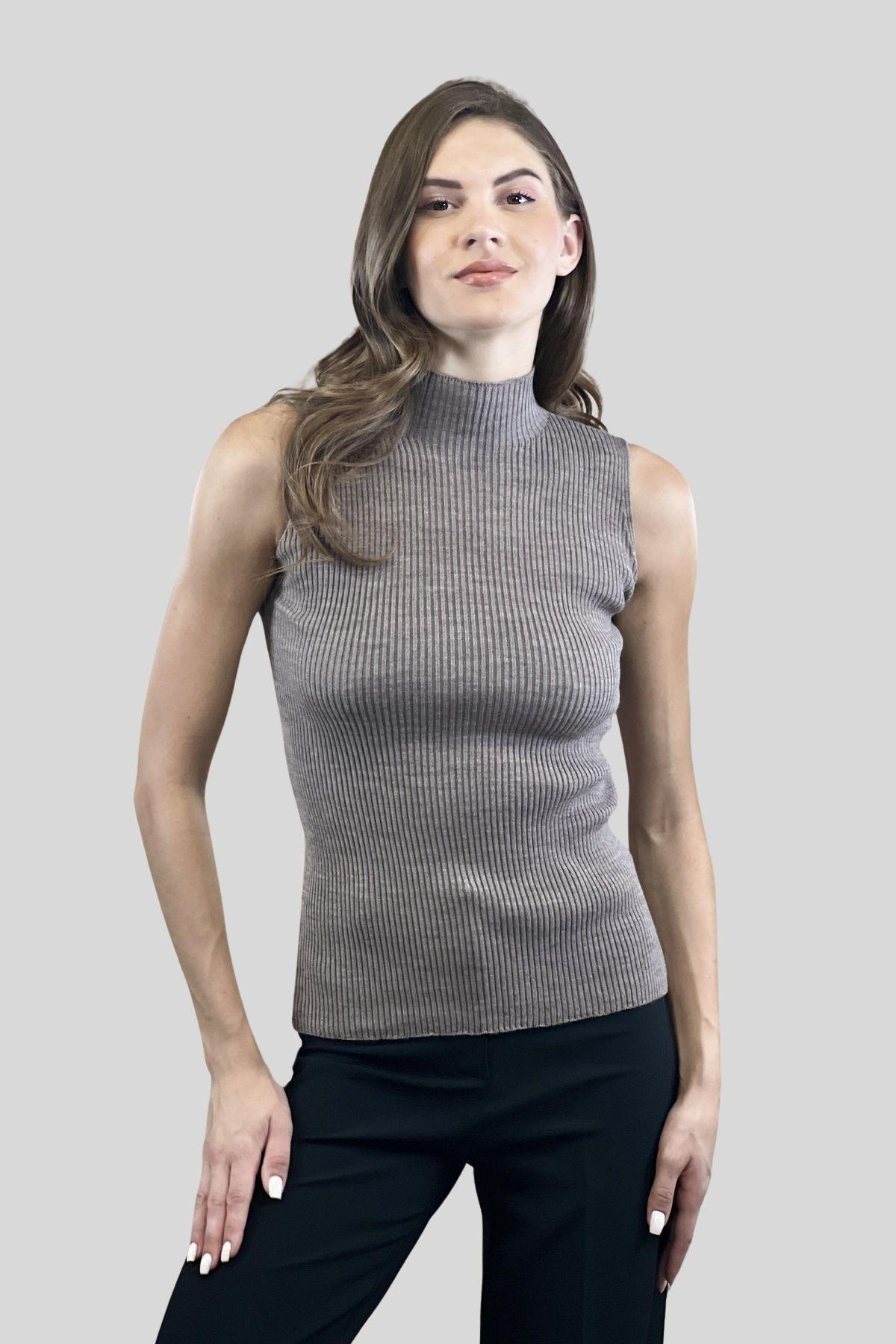 Kadın Boğazlı Balıkçı Yaka Kolsuz Basic Ekru Triko Bluz-MP32977-0